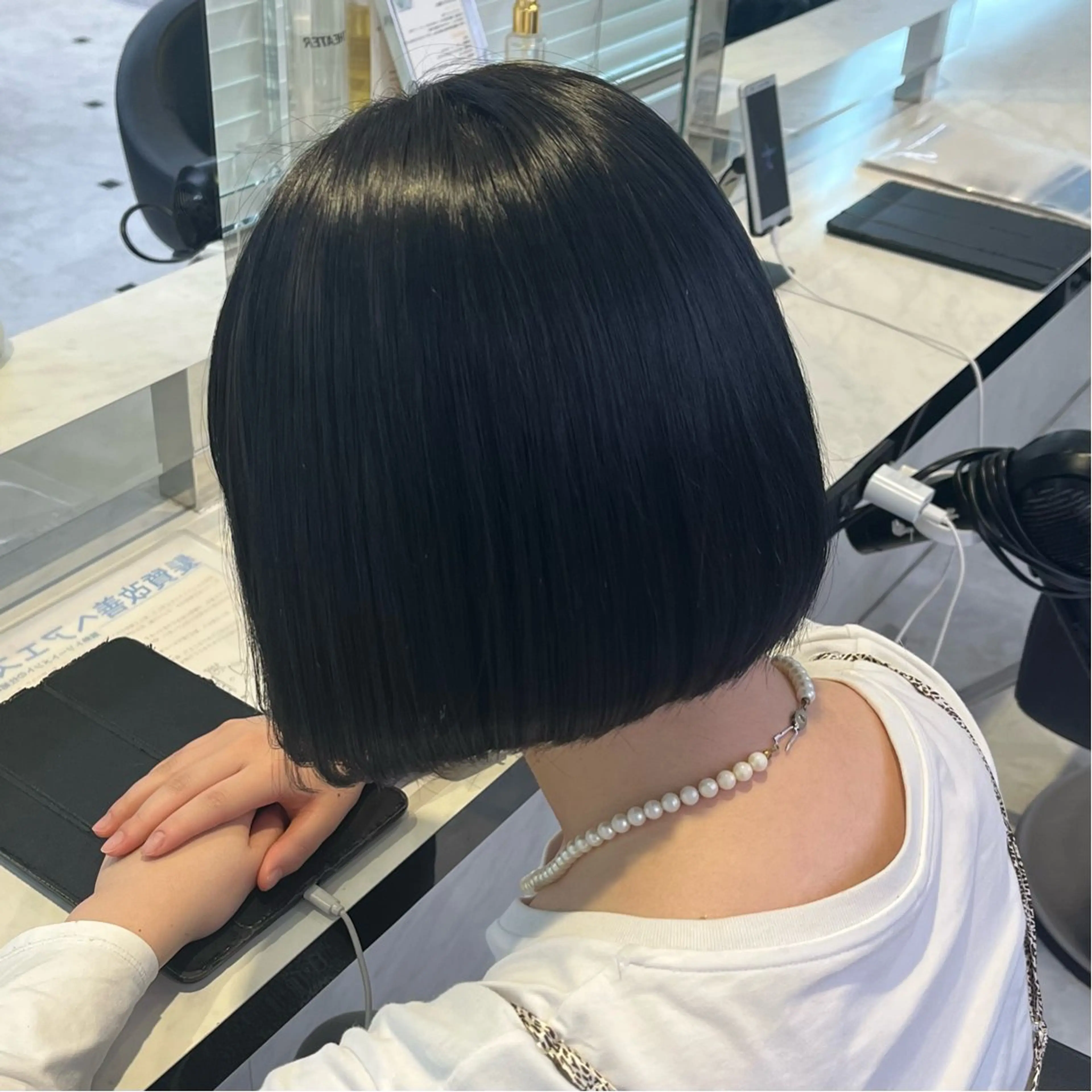 セミロング カラー ヘアアレンジ 🍒透明感カラー🌨 🥕ハイトーンカラーのヘアスタイル