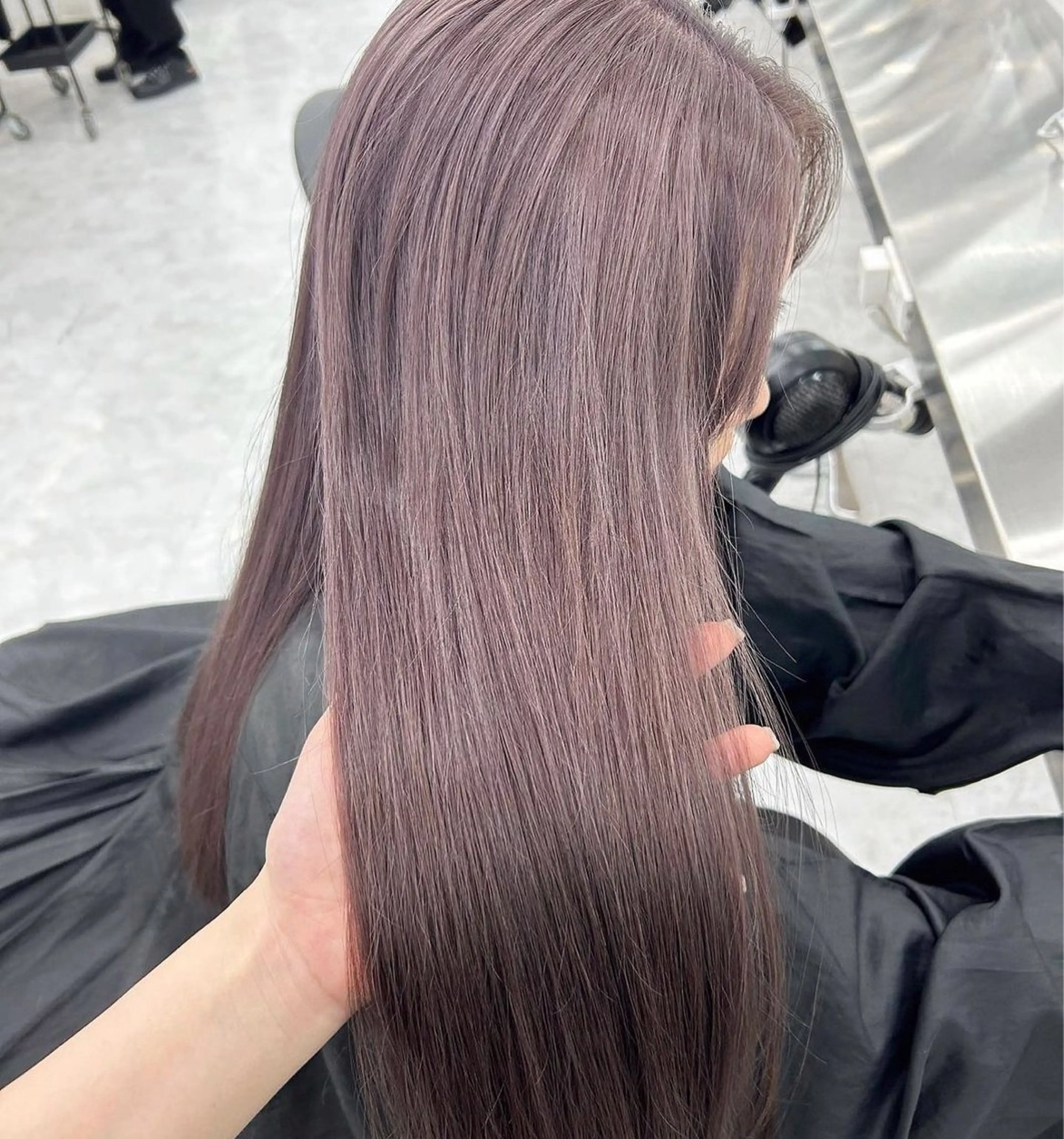 ロング ヘアカラー トリートメント 淡色ラベンダー♡ ニーナ🎀🦙のヘアスタイル