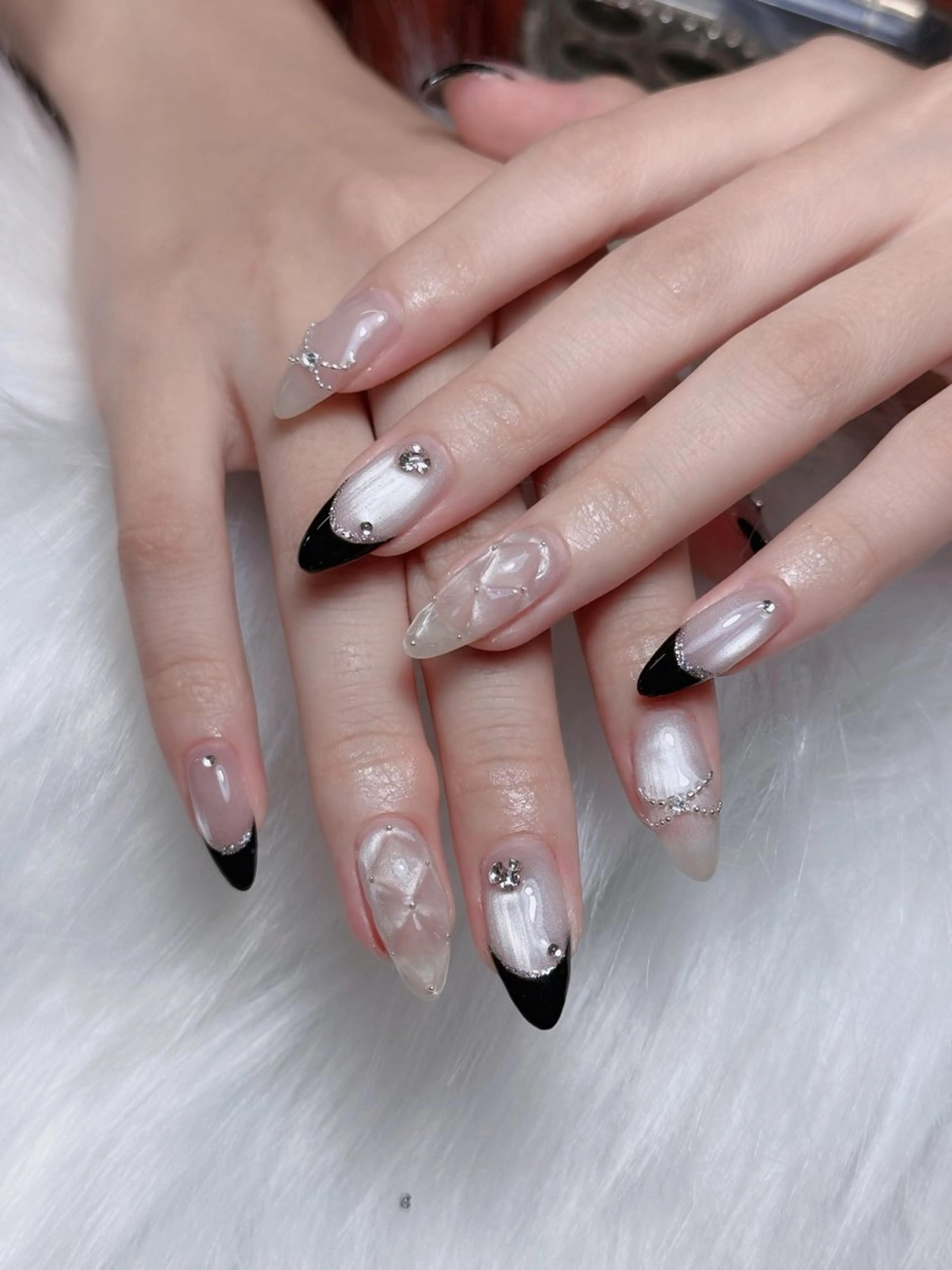 ネイル オーロラネイル チークネイル フットネイル フレンチネイル 韓国ネイル ハンドネイル Lumi Nailのネイルデザイン