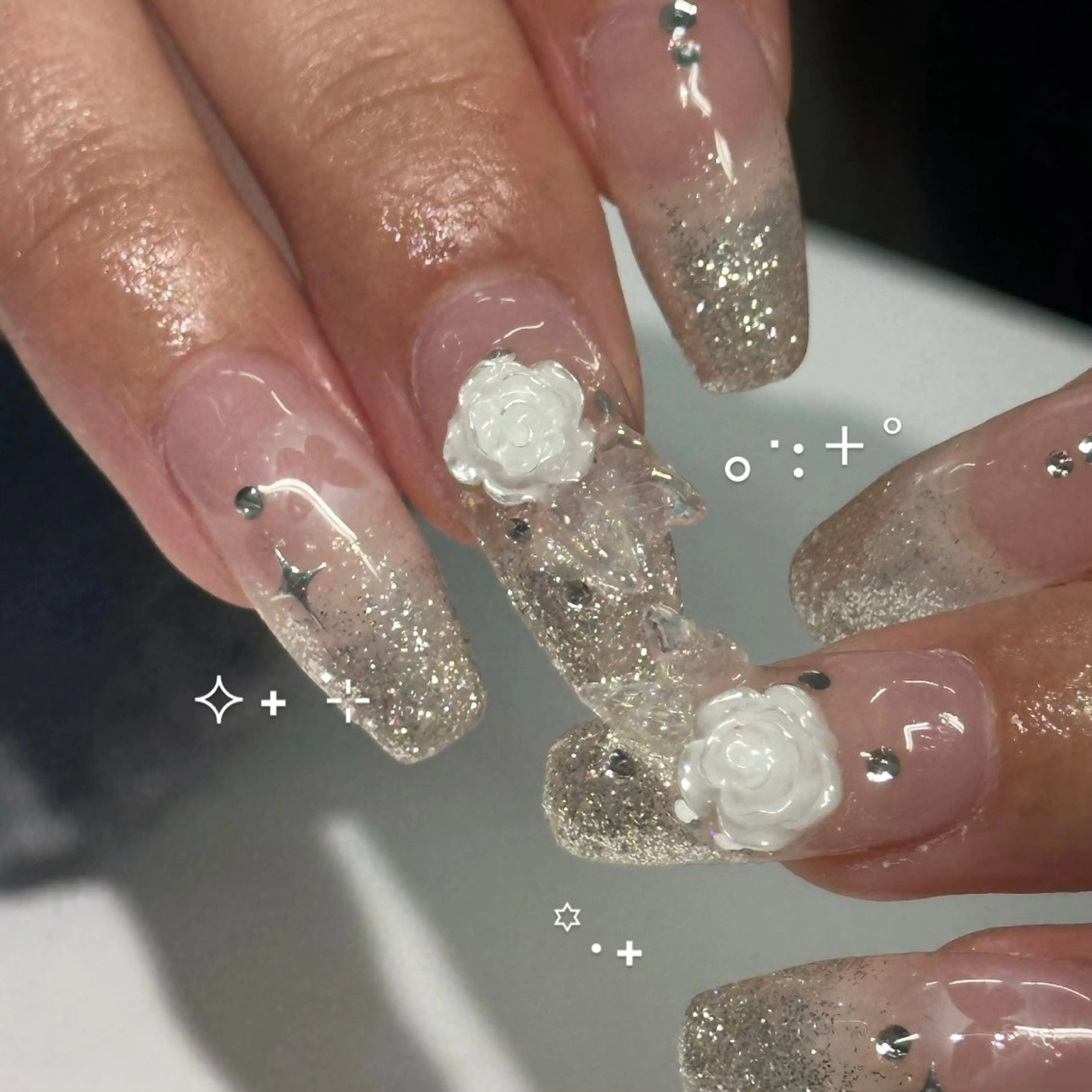 ネイル ラメ(グリッター) ラメグラデーション ハンドネイル WOLTOKYO yunaのネイルデザイン