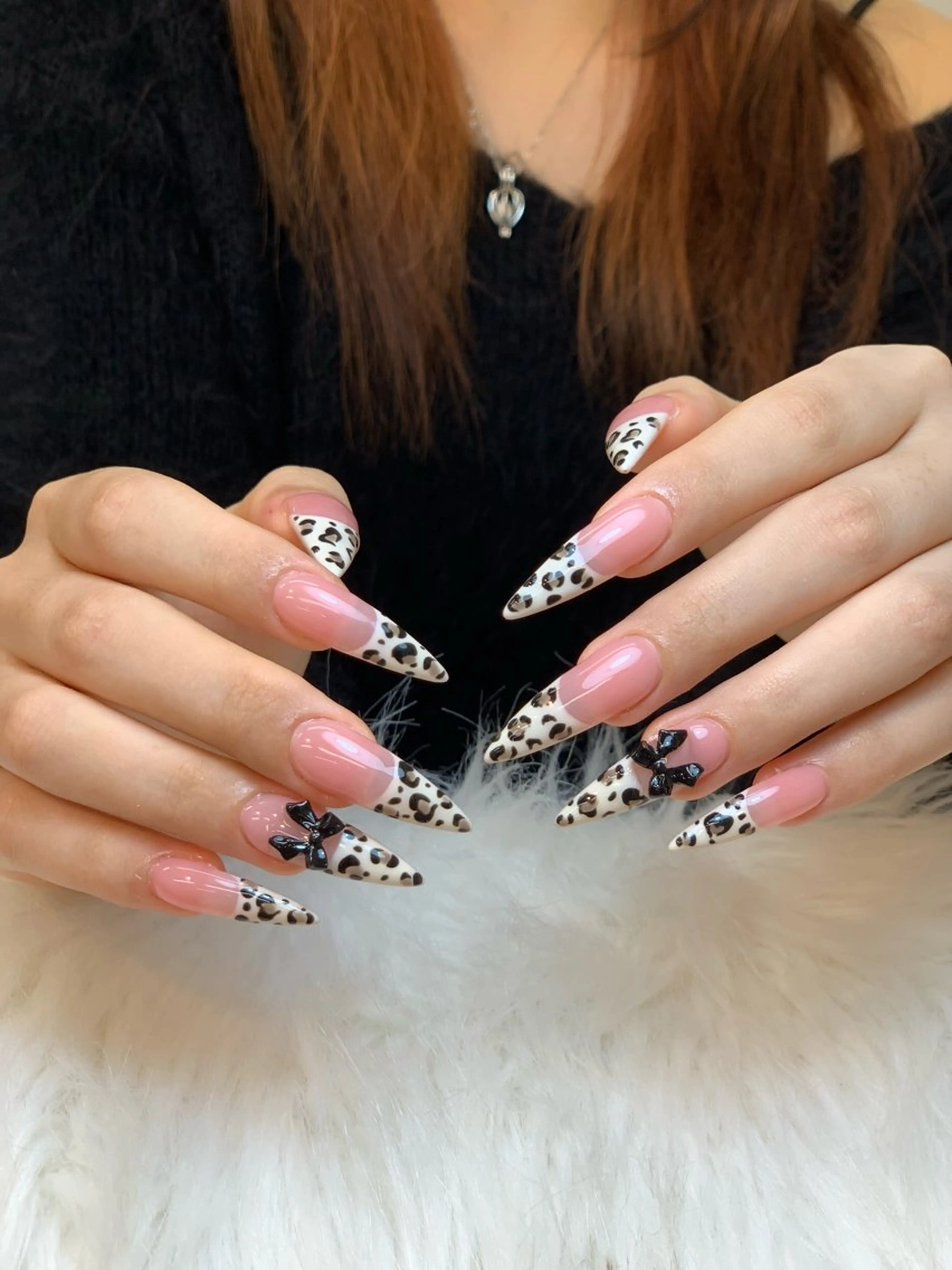 ネイル アートネイル 長さ出し ジェルネイル マグネットネイル ニュアンスネイル ハンドネイル Cloudy Chan Nail 歌舞伎町所属・Cloudy Chan 歌舞伎町のネイルデザイン