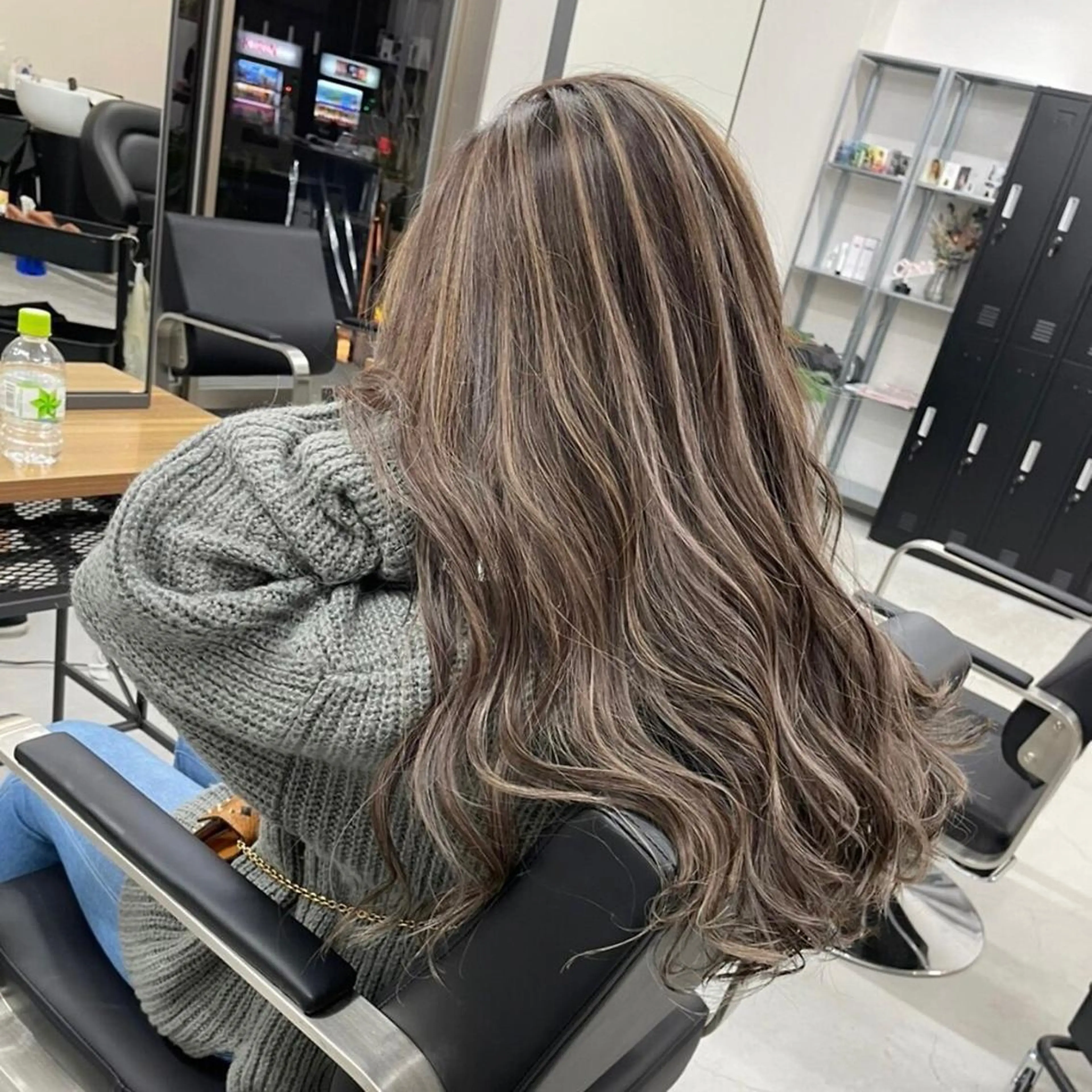 ロング 韓国風カラー ボブ 外国人風カラー ハイライト 髪質改善 メンズカット✂️ ¥2,200〜*土田のヘアスタイル