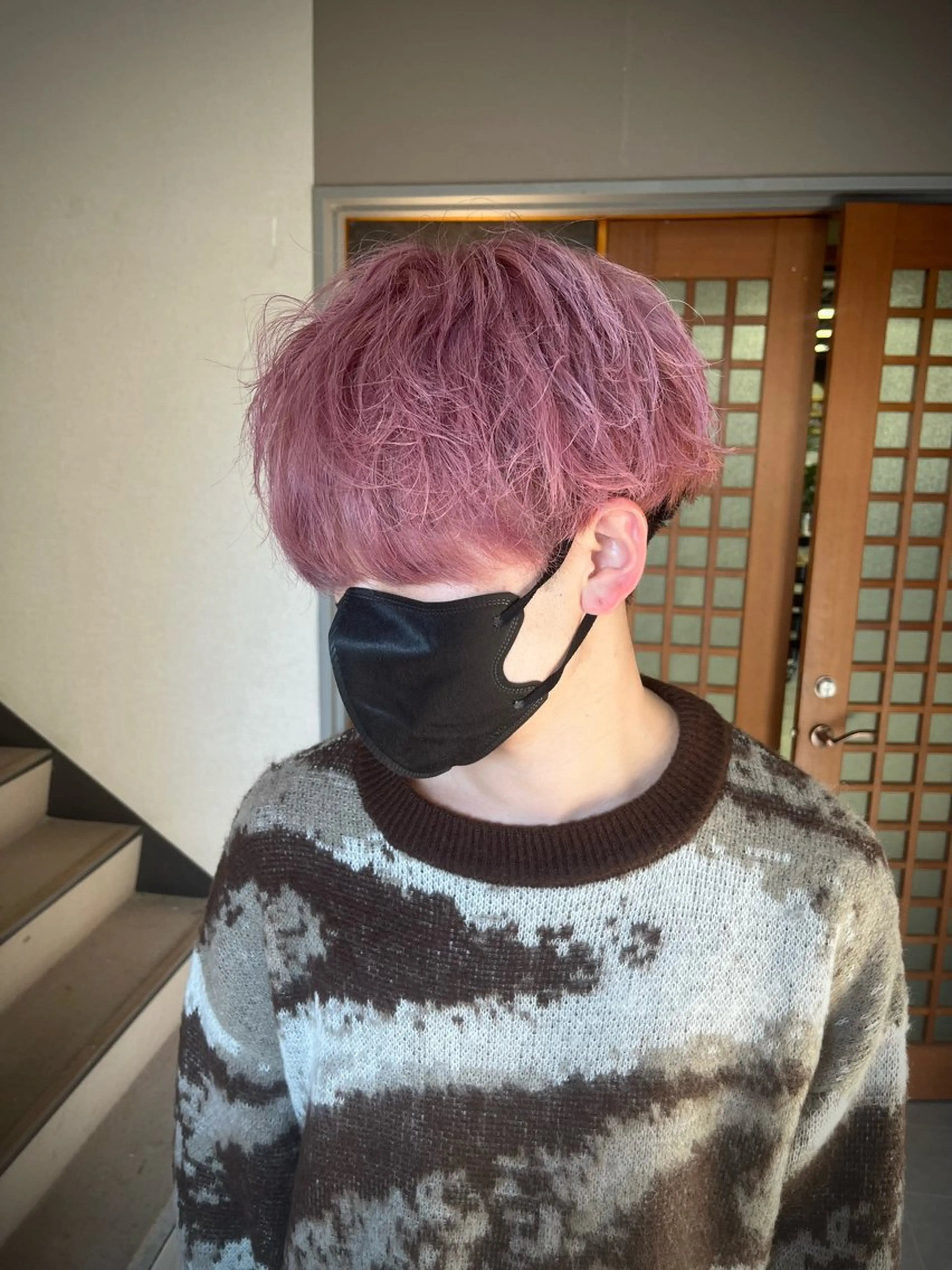 ショート カラー ブリーチ ピンクカラー ヘアカラー トリートメント 韓国ヘア🇰🇷 RYOTAのヘアスタイル