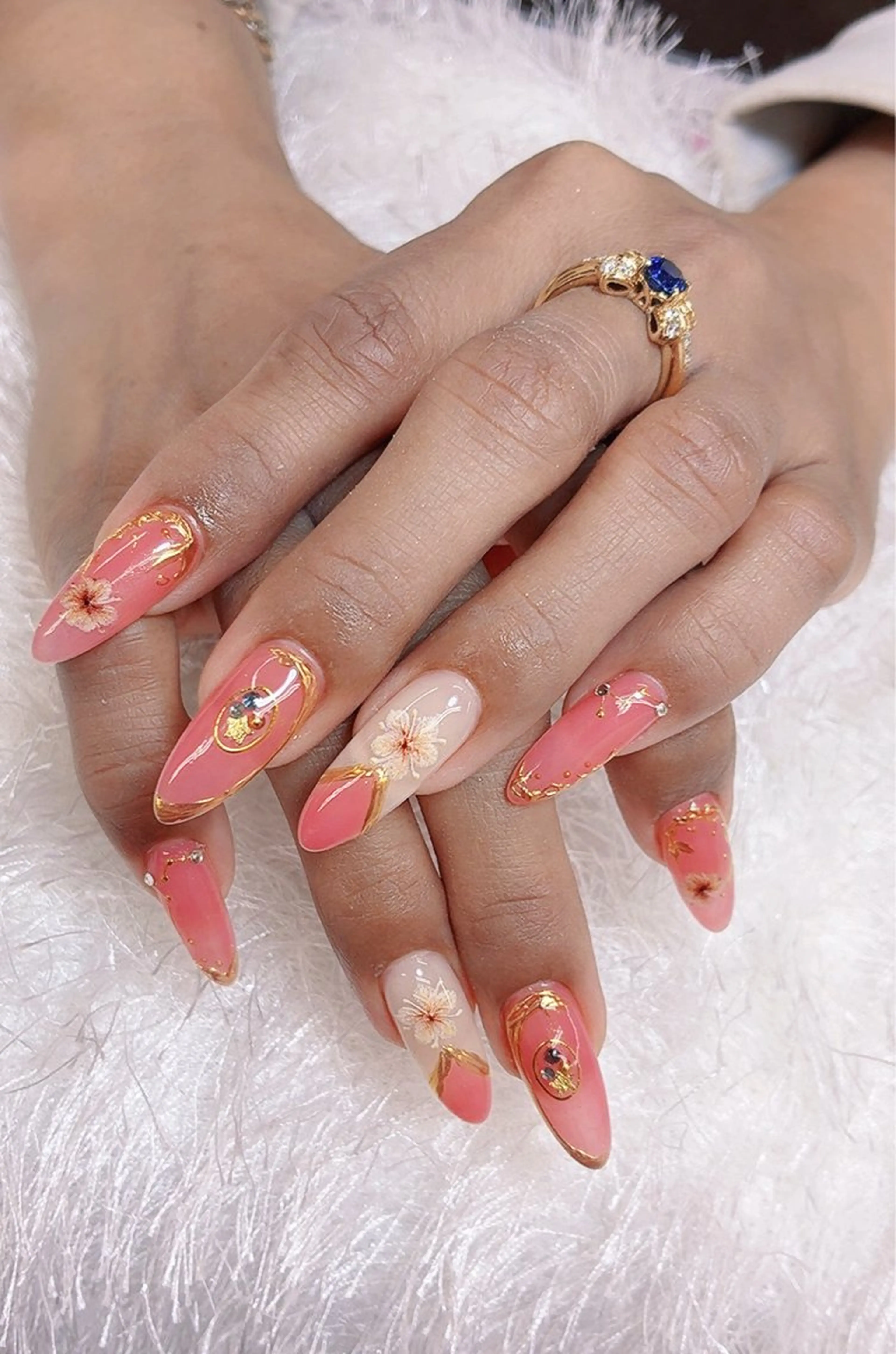 ネイル ハンドネイル 佐藤 依娜のネイルデザイン