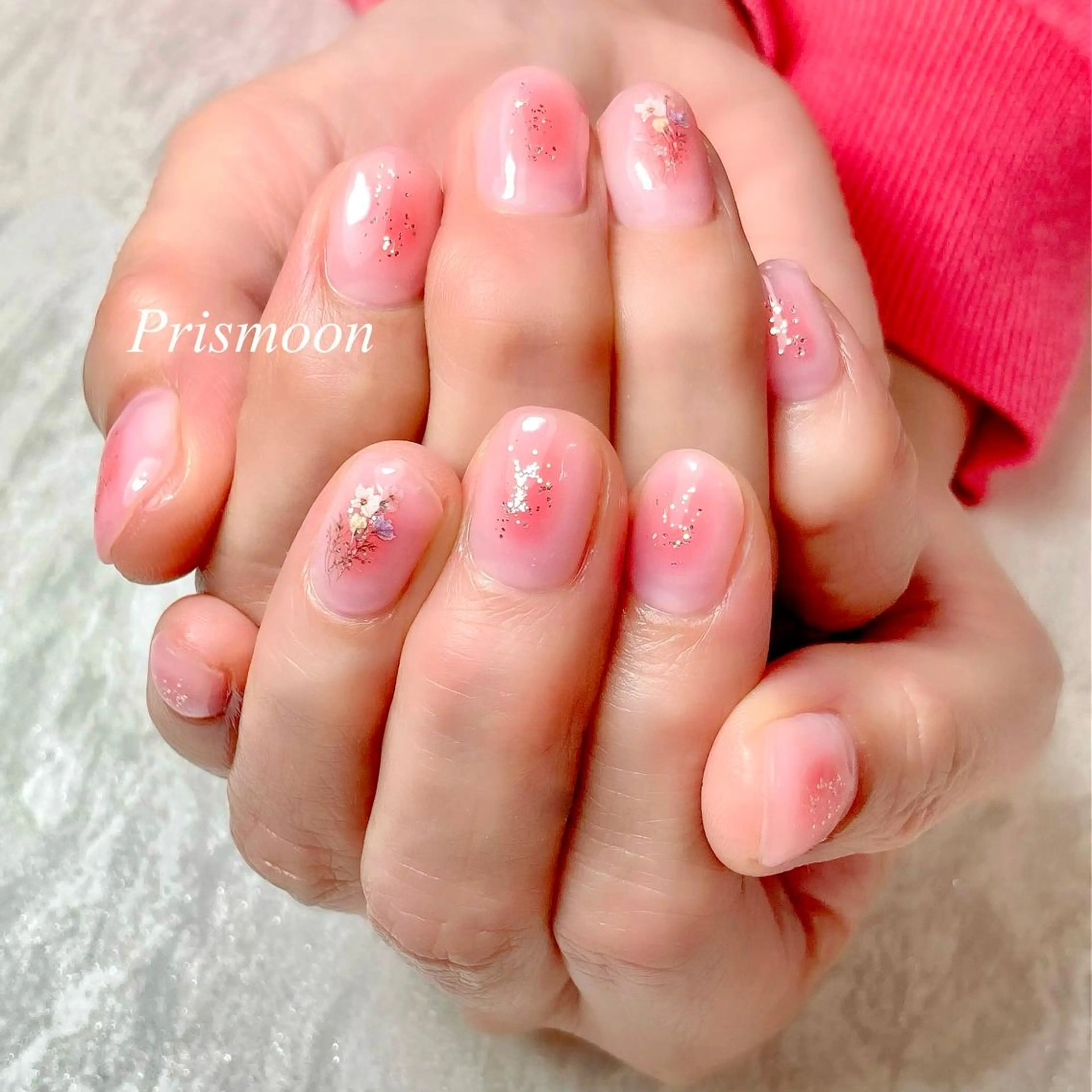 ネイル チークネイル ハンドネイル Prismoon  Nail所属・Prismoon Nailのネイルデザイン