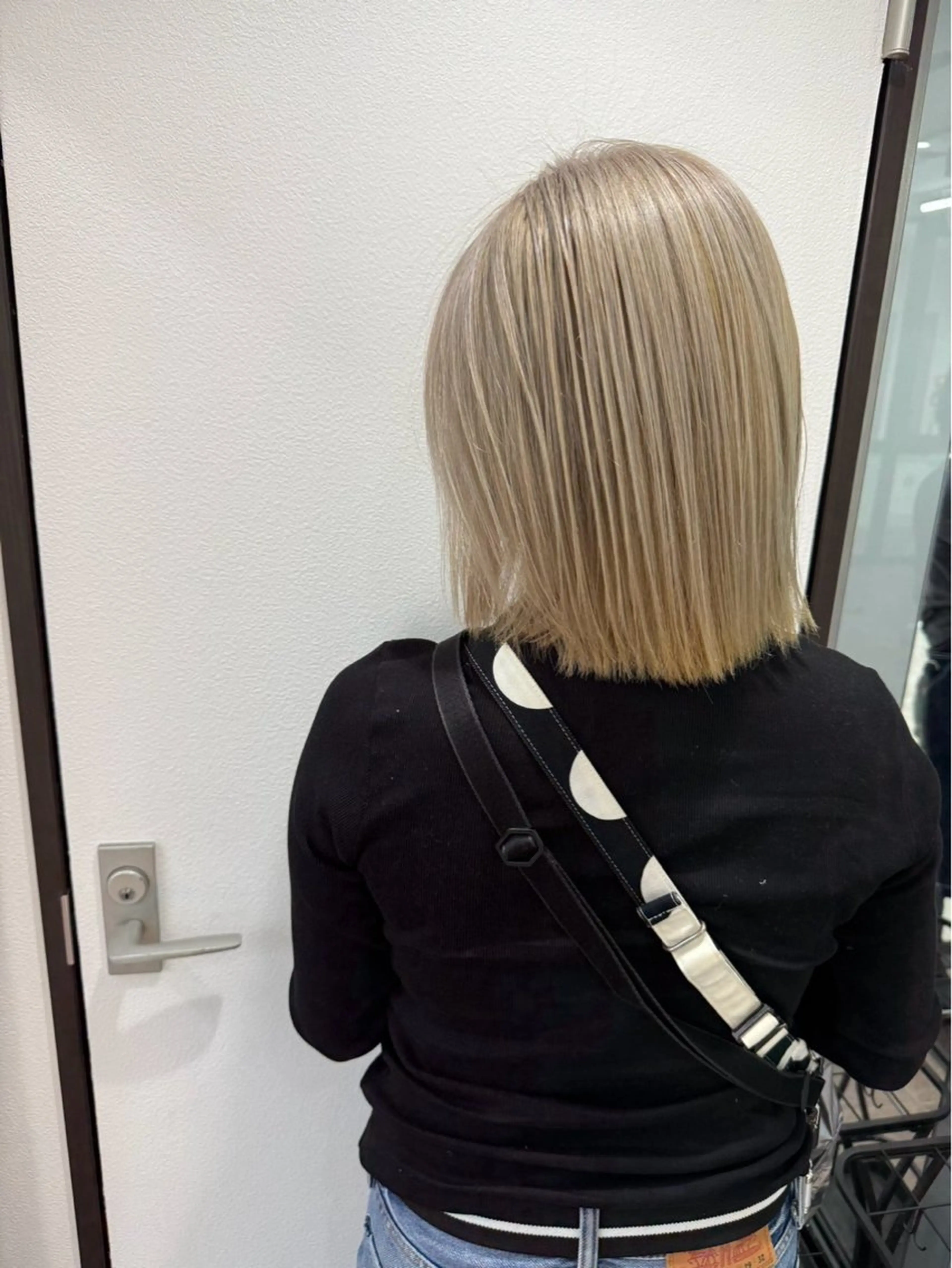 ショート ミストバング ハイライト 髪質改善 韓国風ヘア レイヤーカット 佐野 彩華のヘアスタイル
