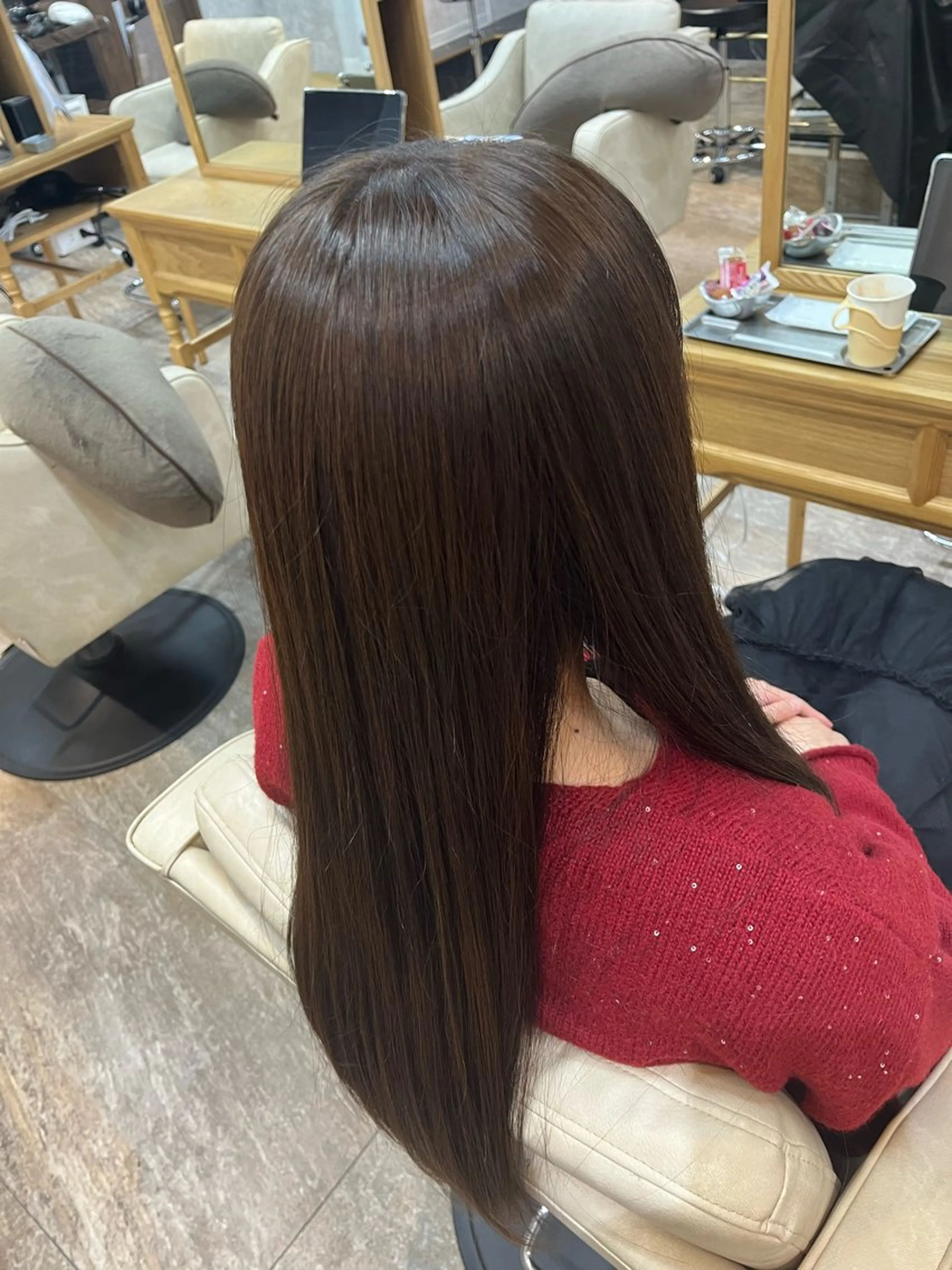 ロング カラー グレージュ ヘアカラー トリートメント sweetroom茅ヶ崎所属・縮毛矯正⚡️カラー いいじまのヘアスタイル