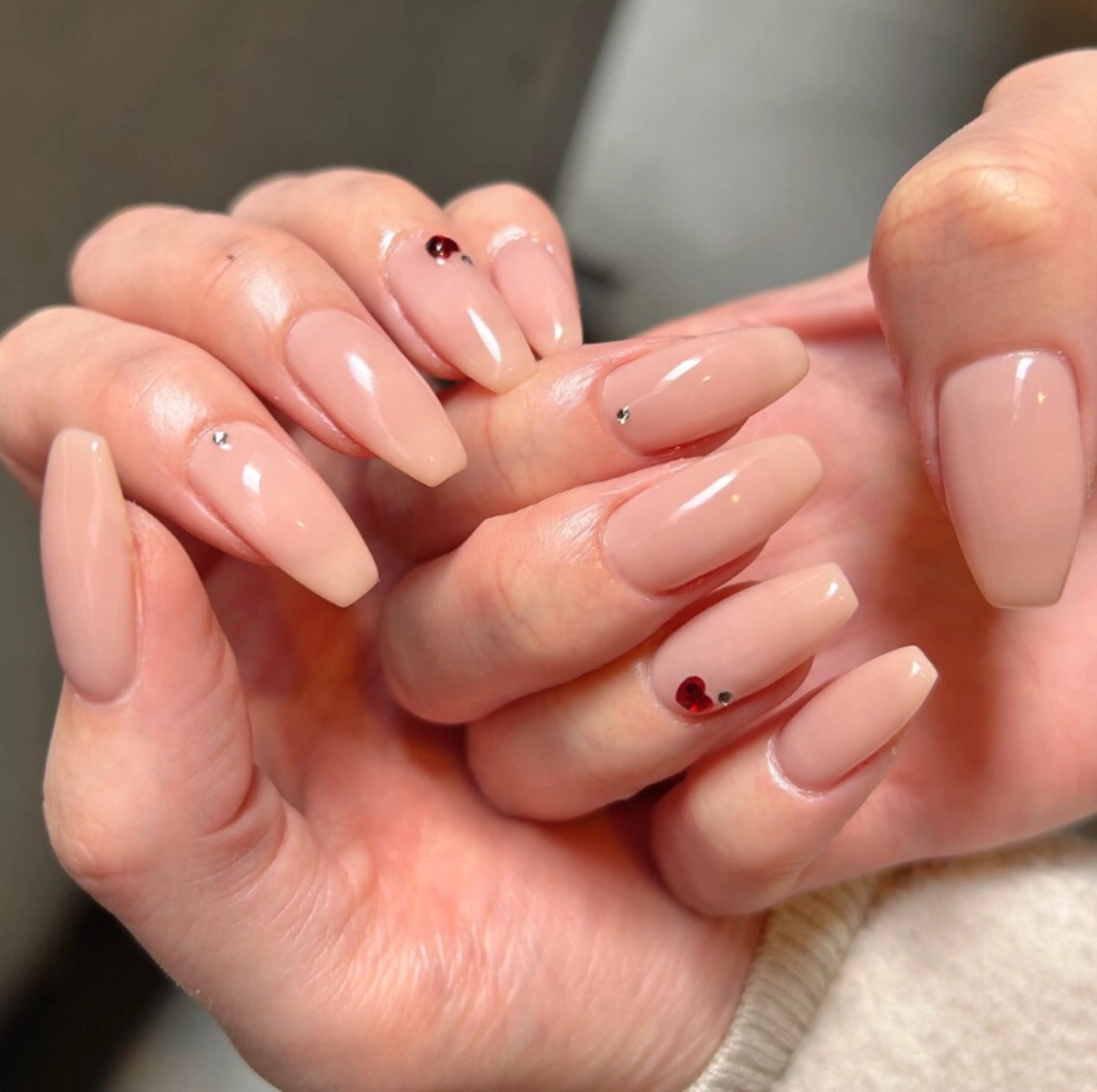 ネイル 長さ出し グラデーション キラキラネイル 韓国ネイル ラメ(グリッター) ハンドネイル ハンドケア Chisa Nail Studio所属・チ サのネイルデザイン