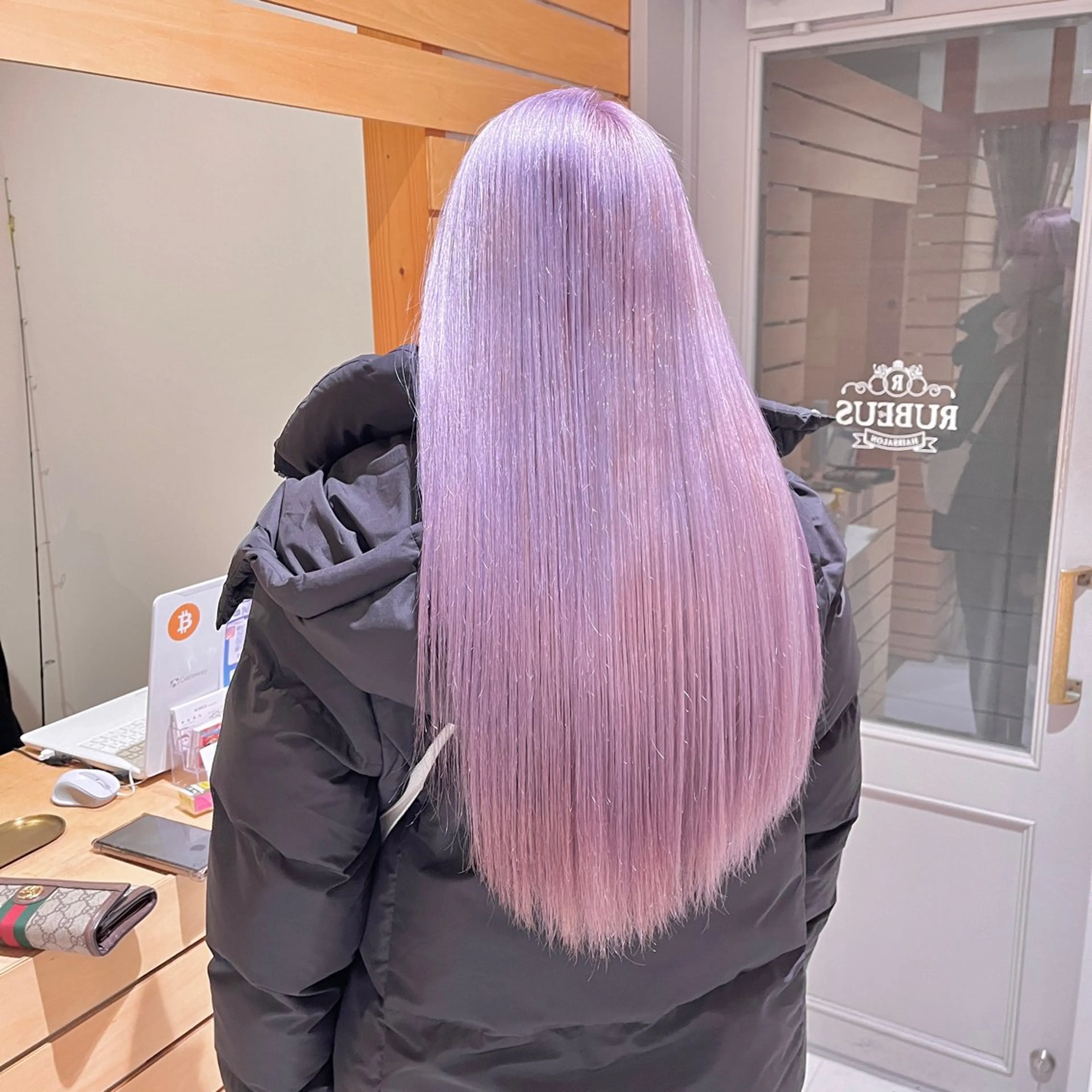ロング カラー ブリーチ ヘアカラー トリートメント RUBEUS【ルベウス】所属・✨艶々カラー🎨 杉本賢人のヘアスタイル