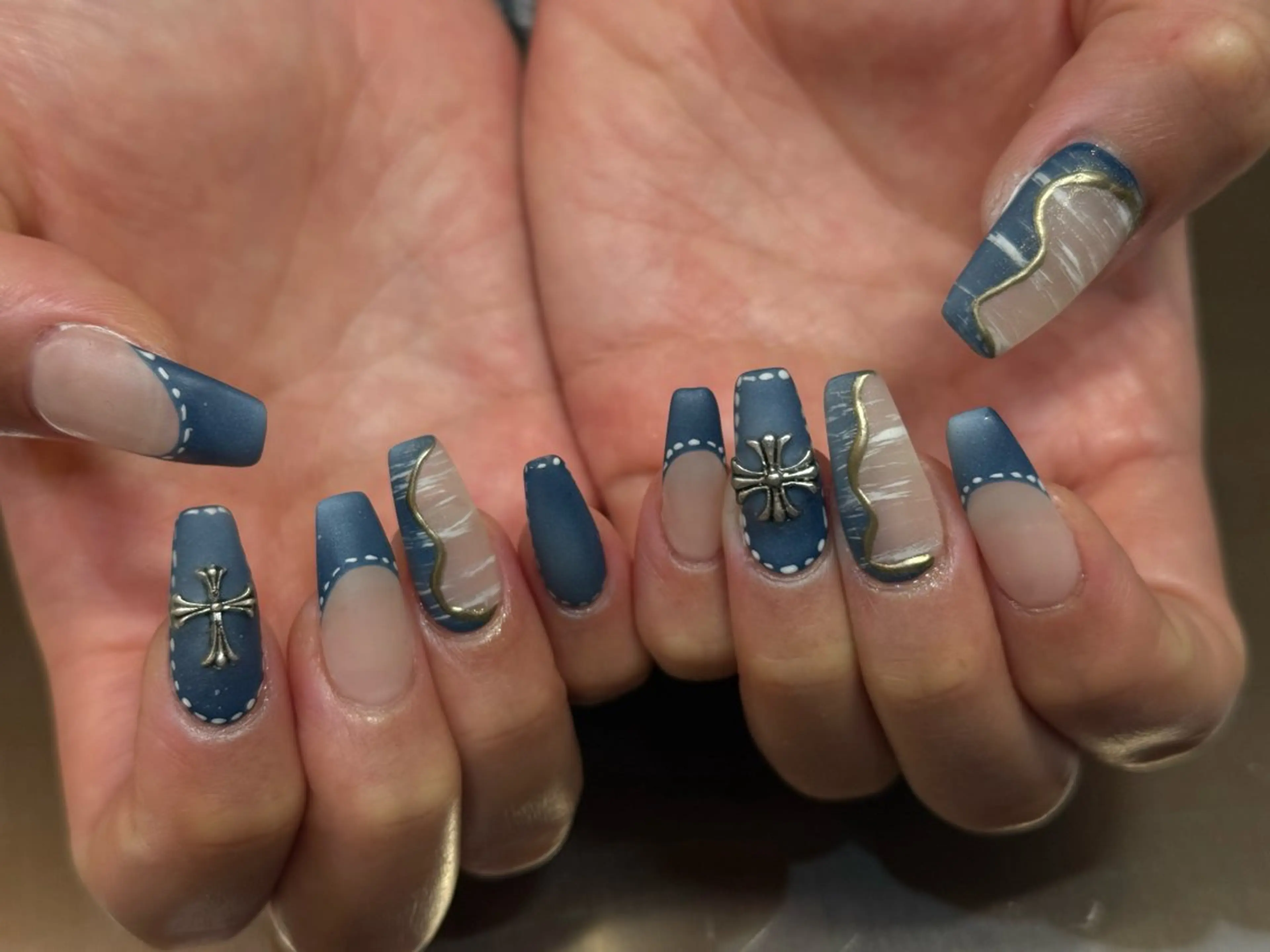 ネイル アートネイル ʟᴀʙᴇʟ ᴍᴀᴍɪのネイルデザイン