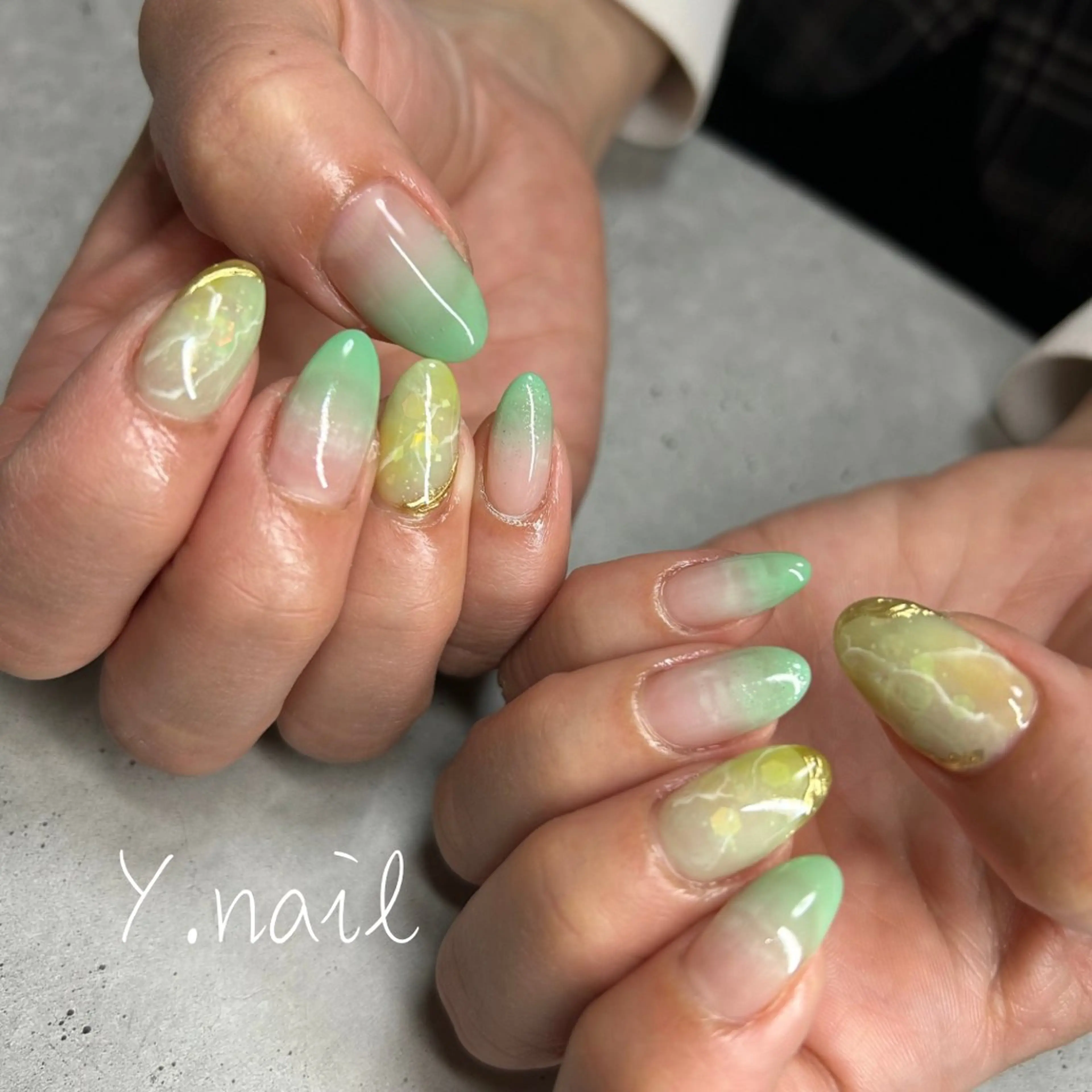 ネイル ハンドネイル Y. nailのネイルデザイン