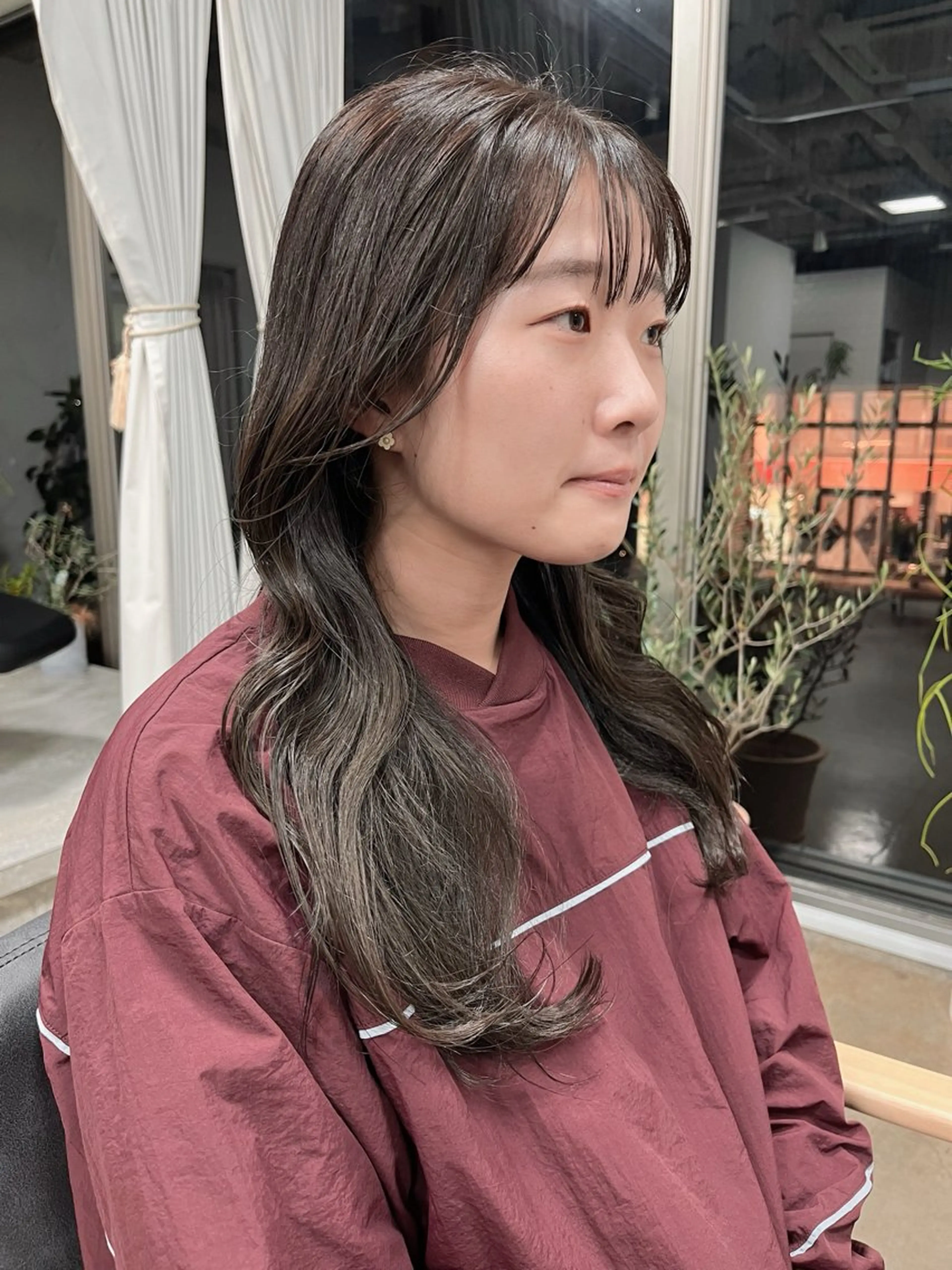 セミロング 韓国風ヘア 荒川泰輝 /オリーブカラーのヘアスタイル