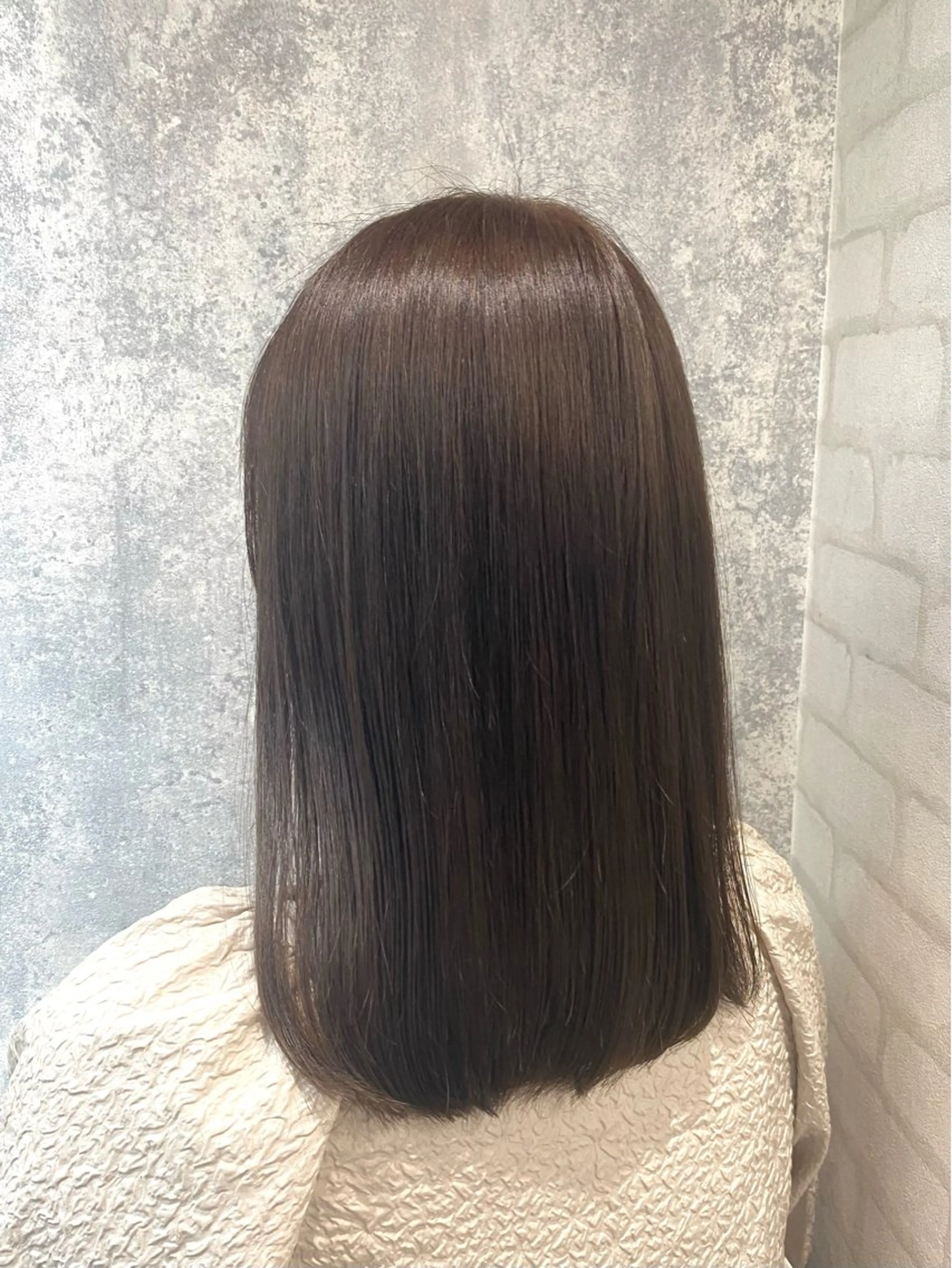 カラー shiori /艶髪/髪質改善のヘアスタイル