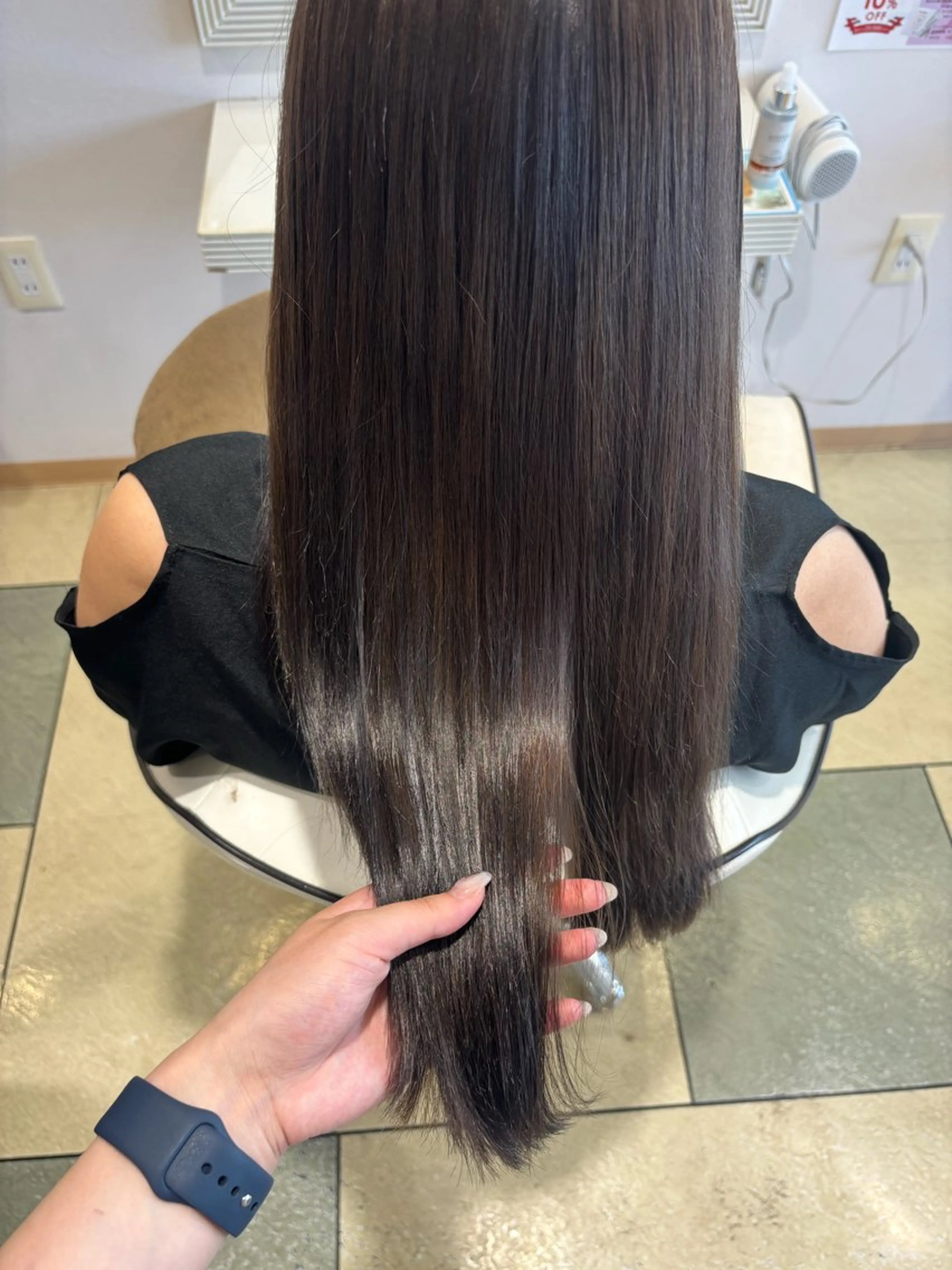 ロング 髪質改善 レイヤーカット トリートメント カット ヘアカラー トリートメント 透明感カラー/ くびれヘア🌸ユウユのヘアスタイル