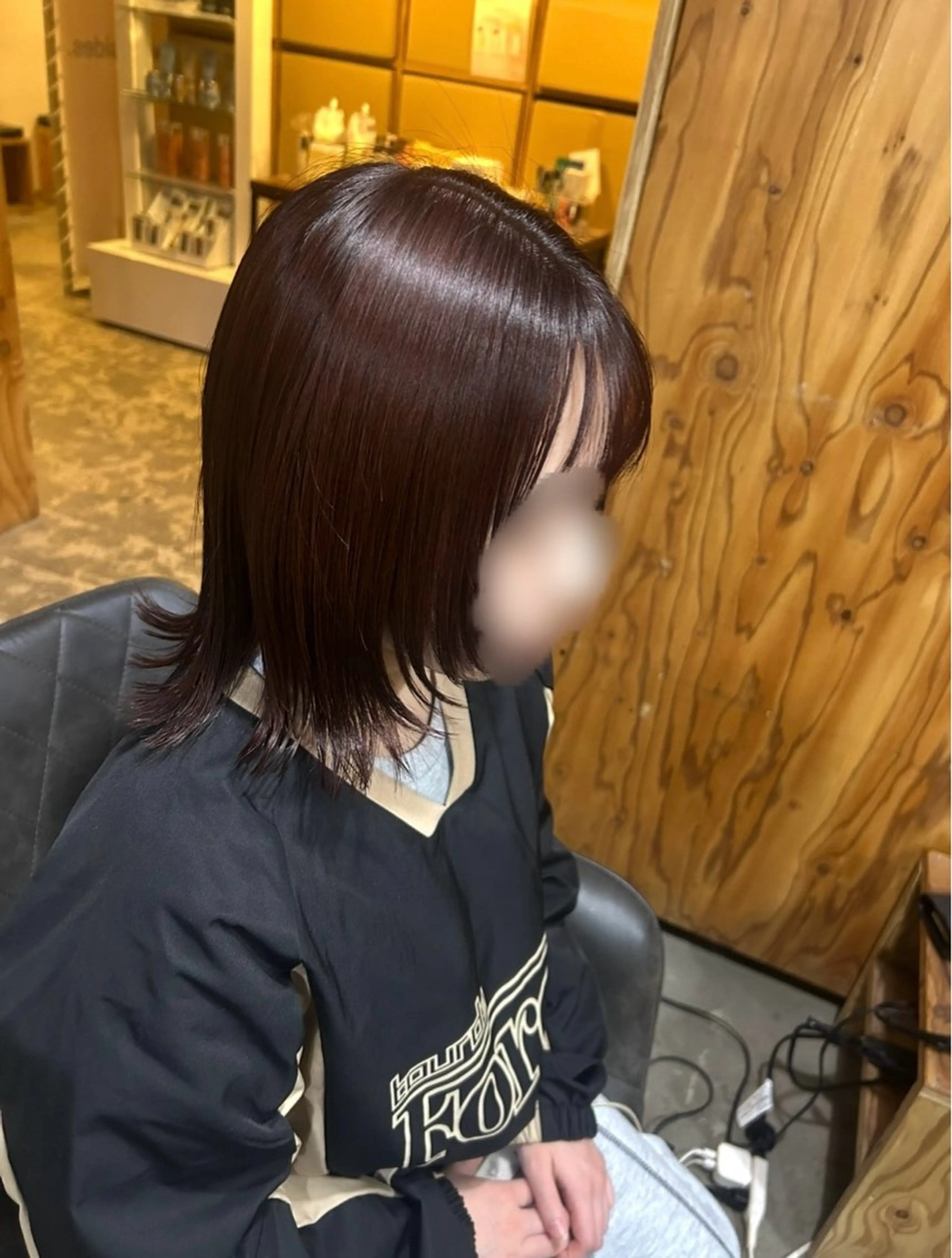 ミディアム 顔周りカット レイヤーカット ウルフカット ウルフレイヤー 今野 梨々花のマツエク・マツパデザイン