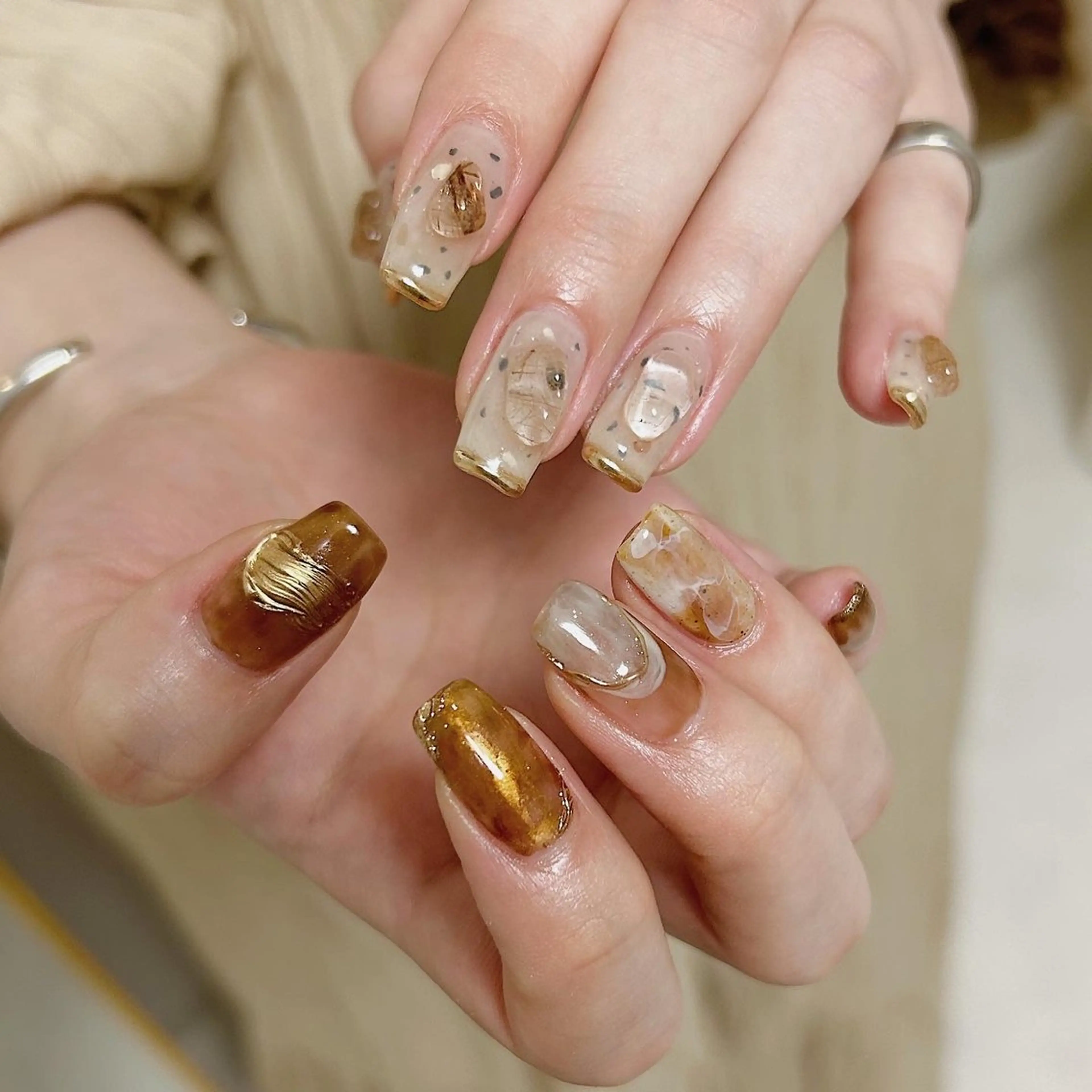 ネイル ニュアンスネイル ハンドネイル Lull ネイル/ HBL/ハンドケアのネイルデザイン