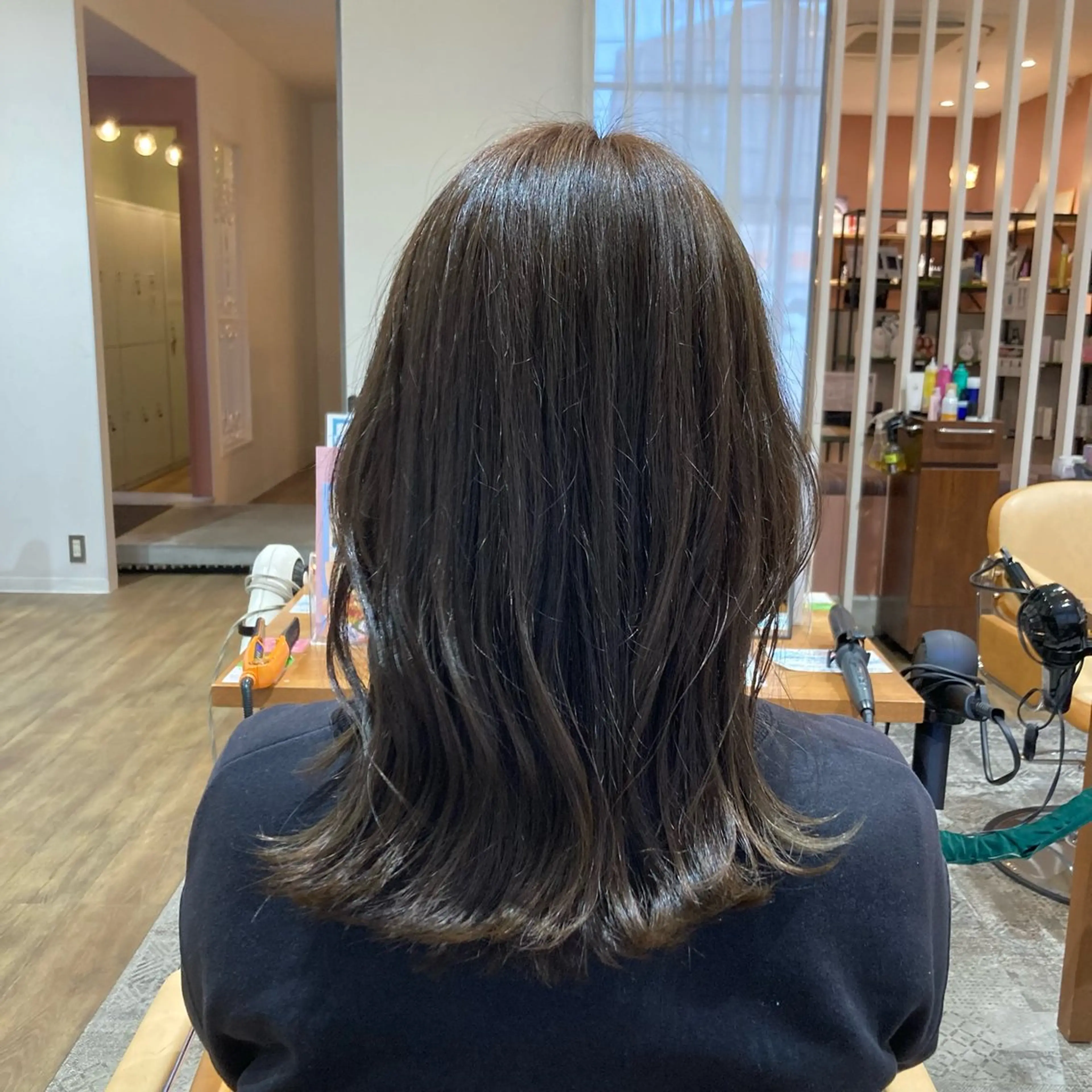ミディアム カラー カット ヘアカラー トリートメント Re にしざわ しんまのヘアスタイル