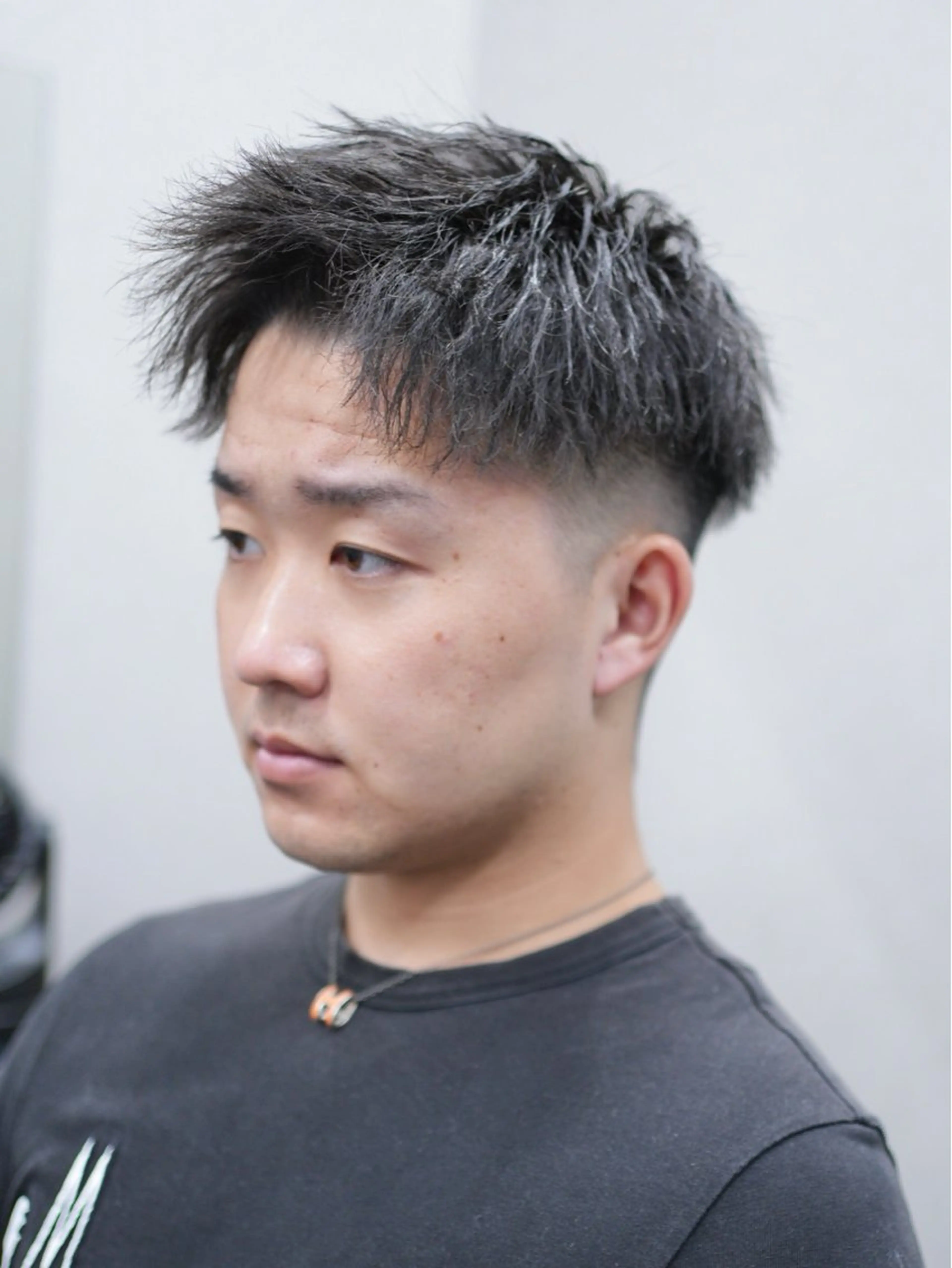 ショート パーマ メンズ メンズパーマ メンズツイストパーマ ツイストパーマ 山口 孔聖のヘアスタイル