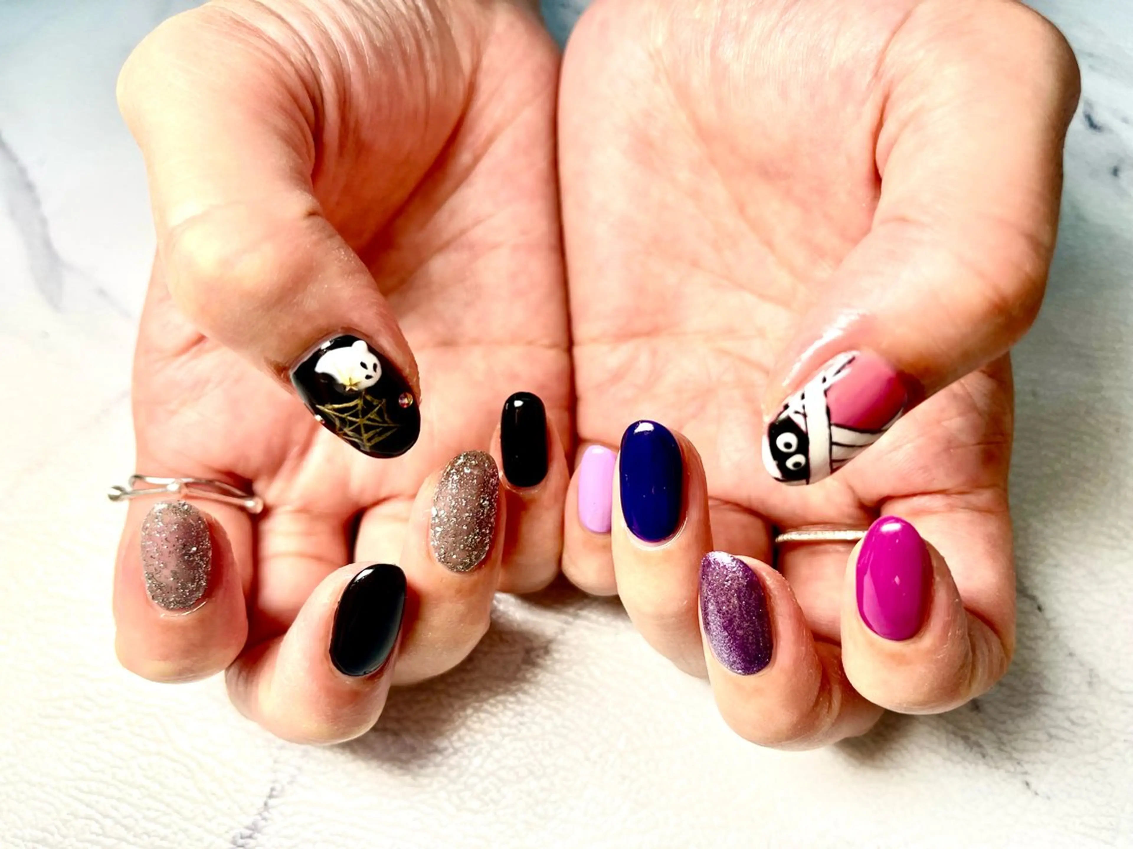 ネイル Queennail 北堀江megumiのネイルデザイン