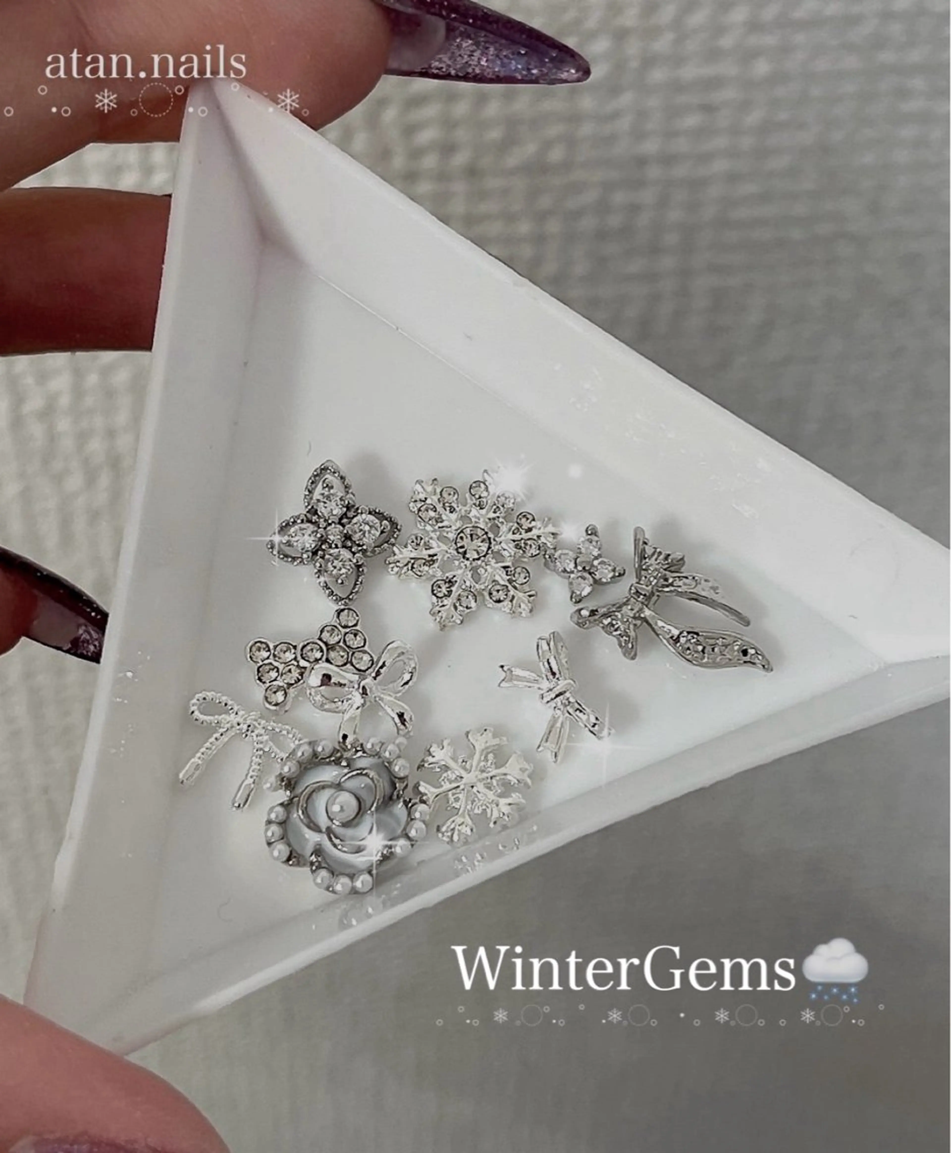 ネイル 韓国ネイル ラメ(グリッター) 持ち込み ハンドネイル 🐕🦺Yappy 💗A-tanのネイルデザイン