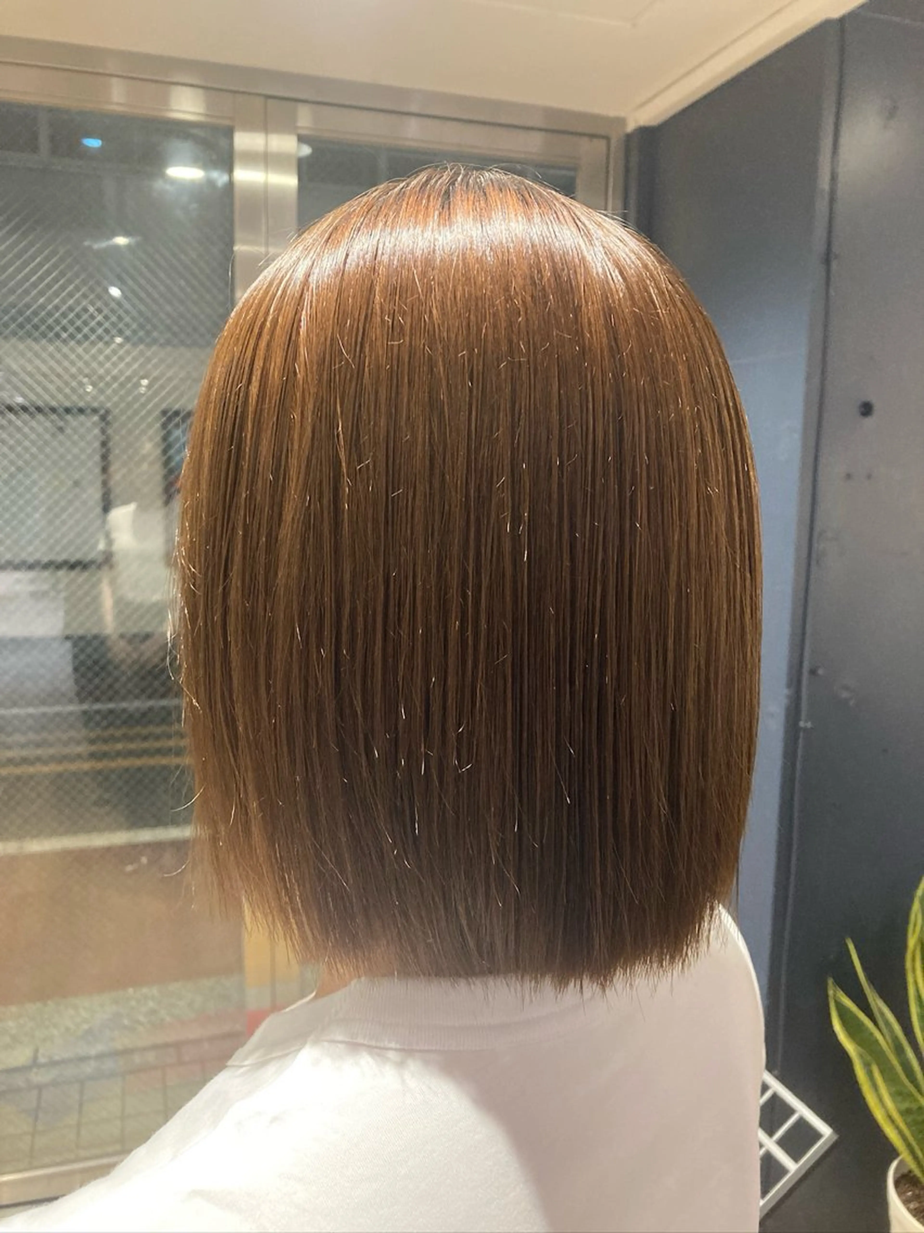 ショート カラー 切りっぱなしボブ アッシュ ベージュカラー ボブ 伊藤 裕太郎のヘアスタイル