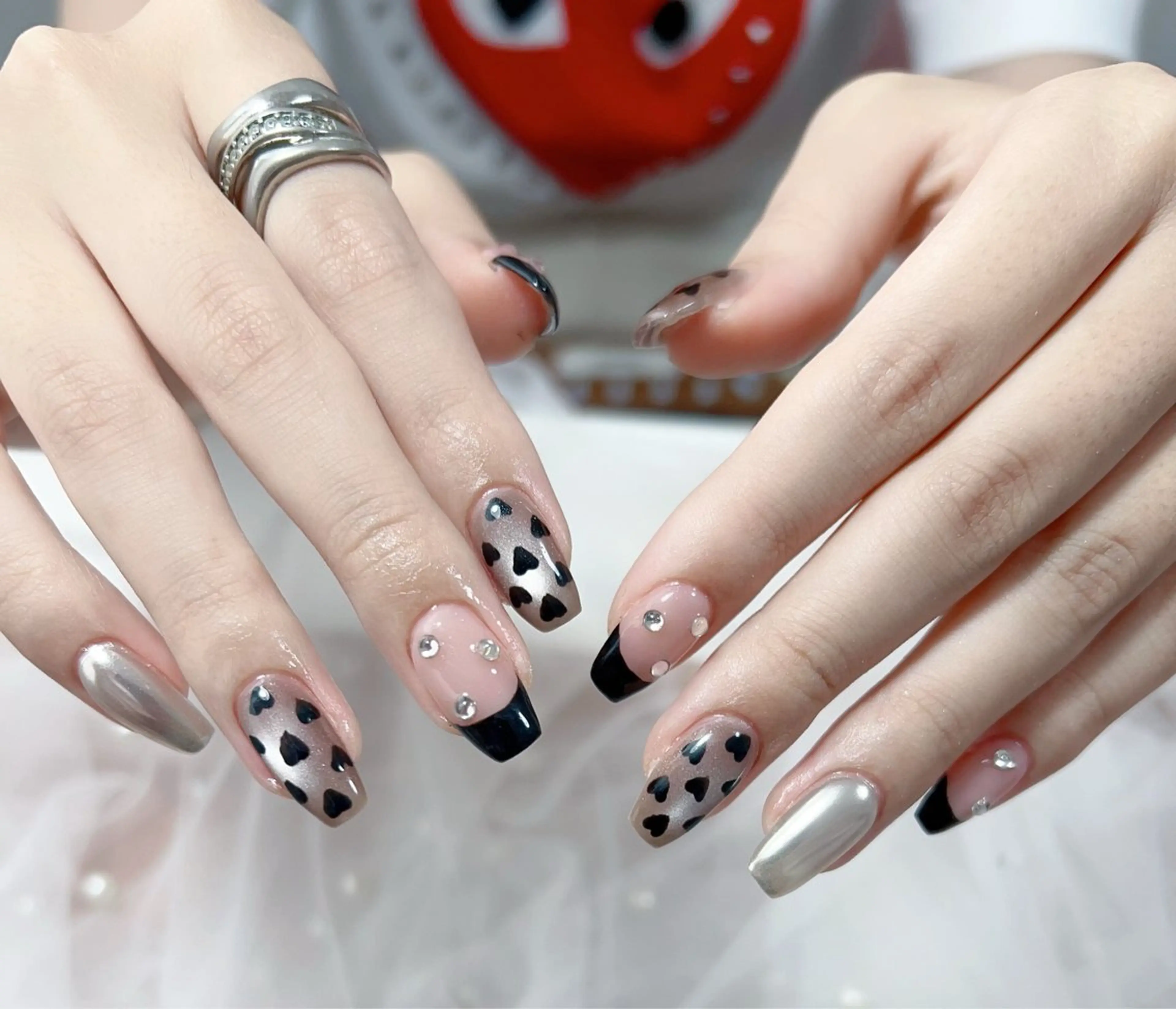 ネイル アートネイル チークネイル フラッシュネイル フットネイル フレンチネイル Floria KANAのネイルデザイン