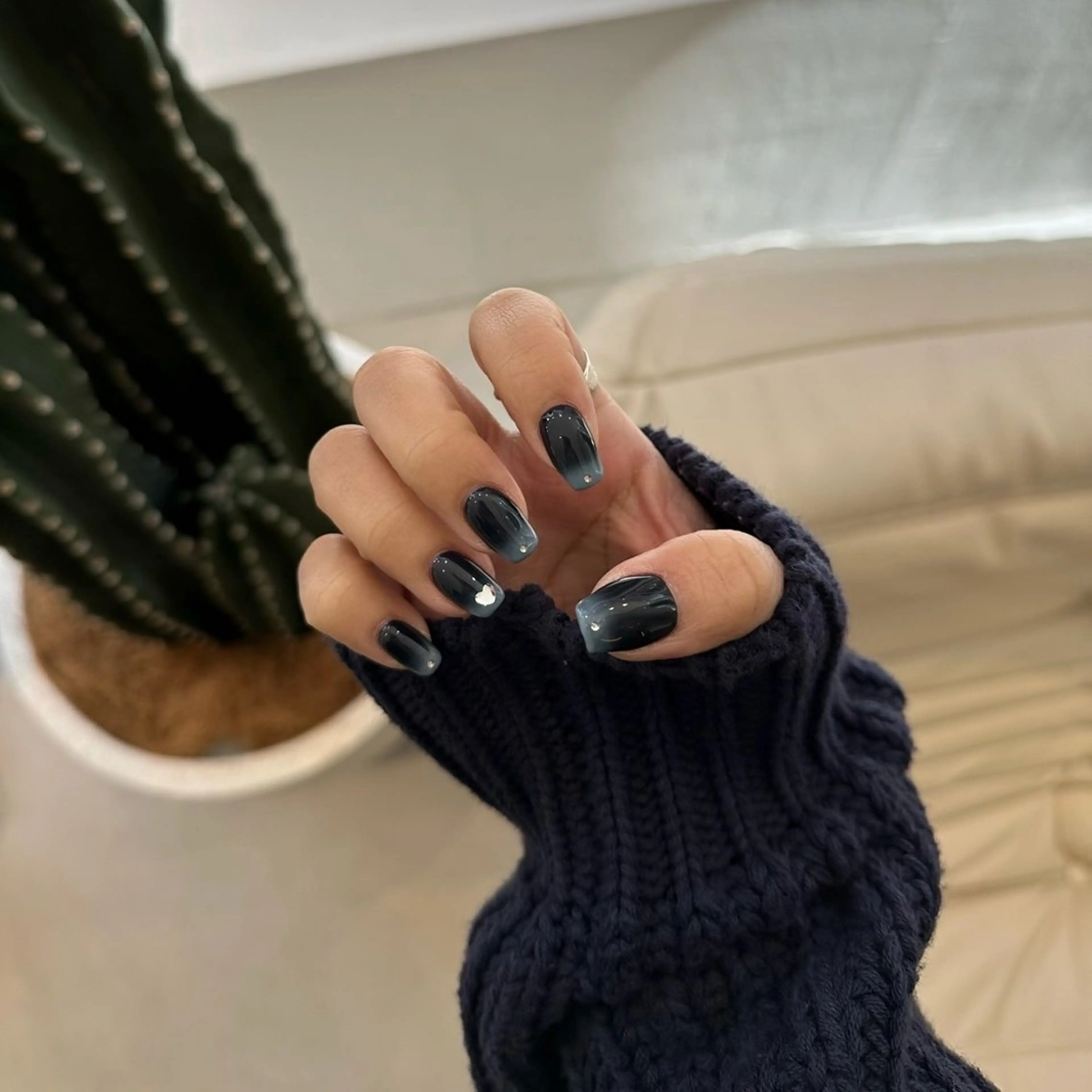 ネイル ハンドネイル SHIMAZAKI YUMAのネイルデザイン