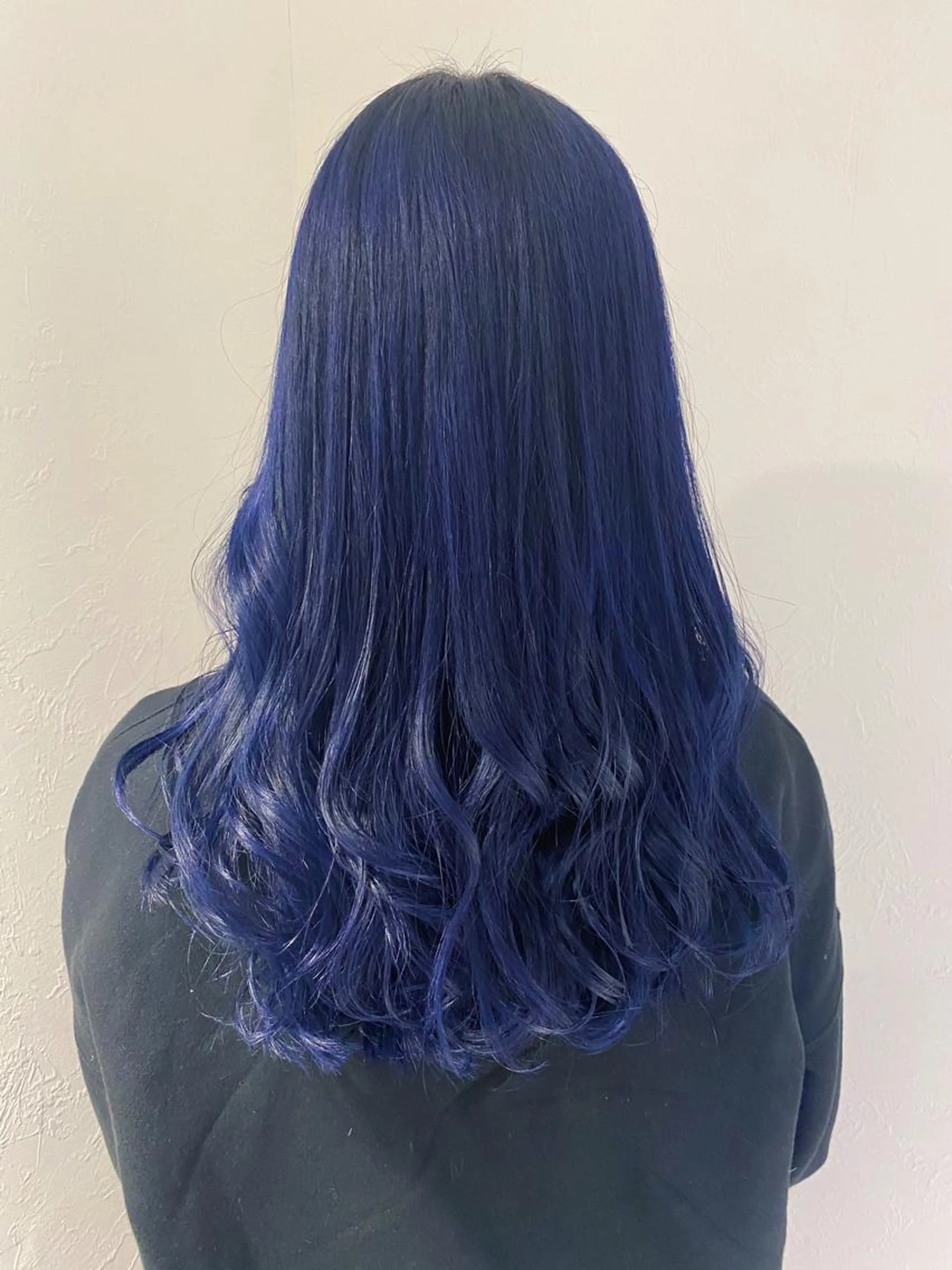 🦋韓国風"ブルー"ワンカラー🦋➕高補修トリートメント💕➕コテ巻き仕上げ💕の写真