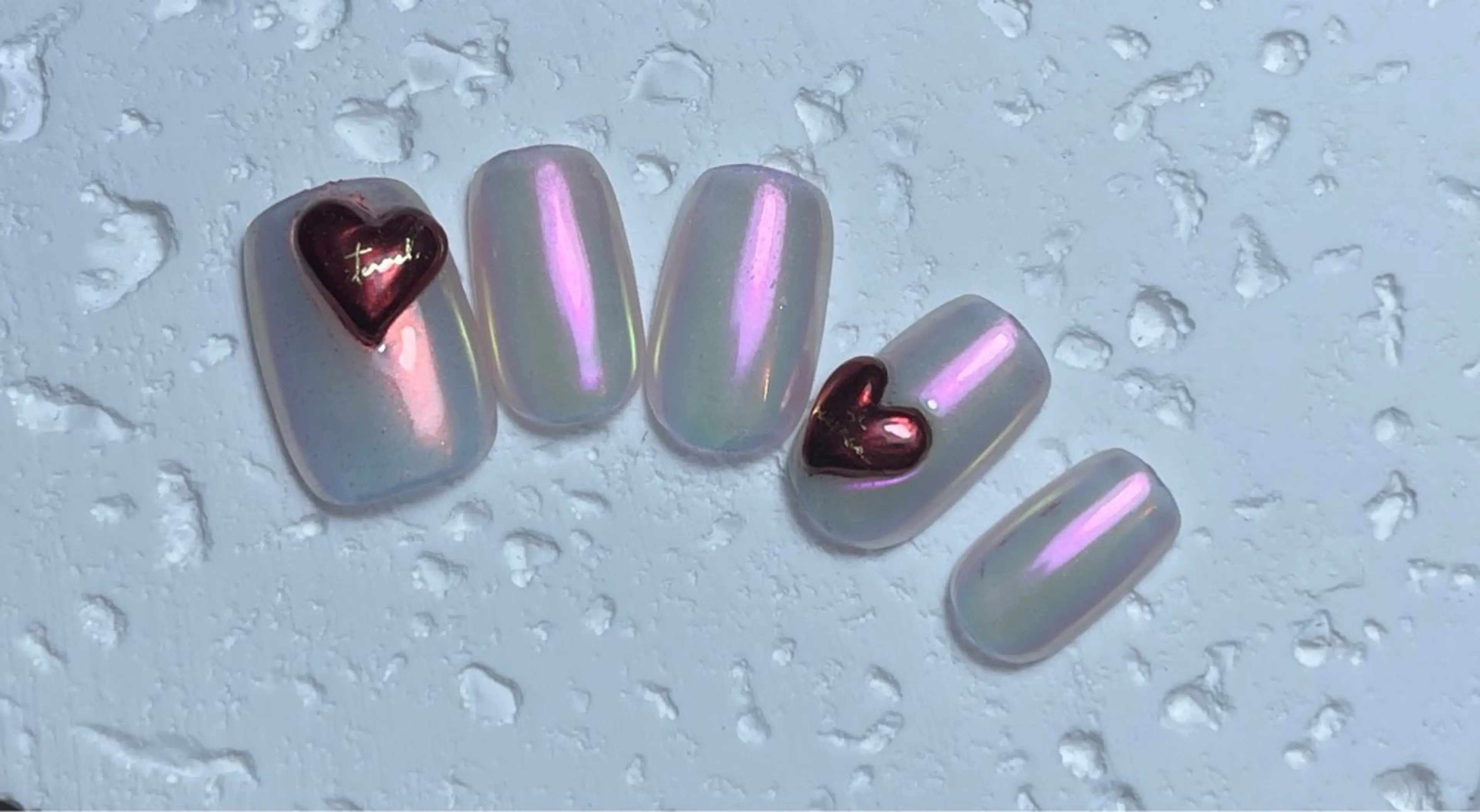 ネイル ハート ぷっくりネイル バレンタイン nailsalon gagaのネイルデザイン