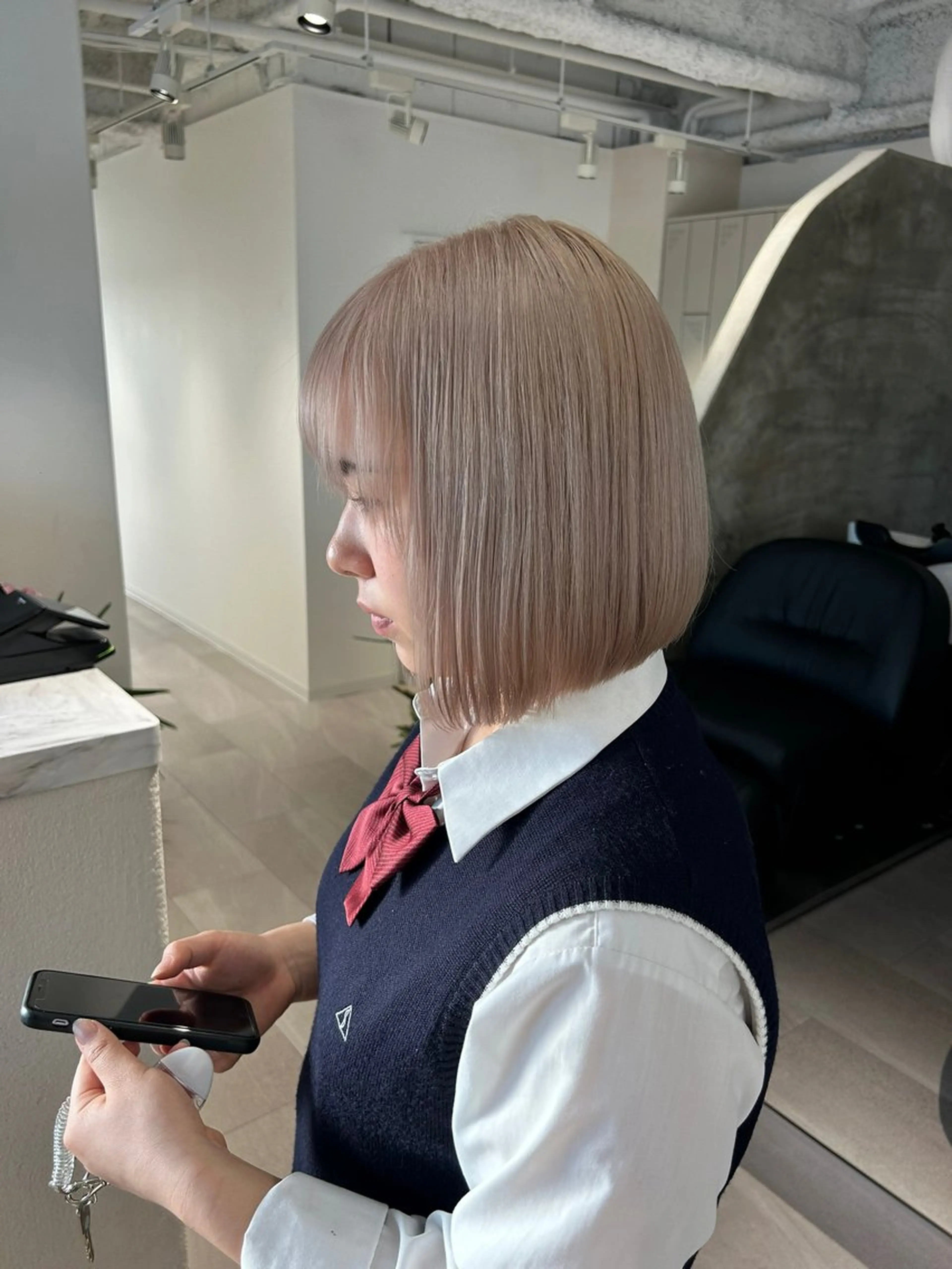 ショート ior北千住【イオール】所属・YU(ハイトーン/ ブリーチカラー)のヘアスタイル