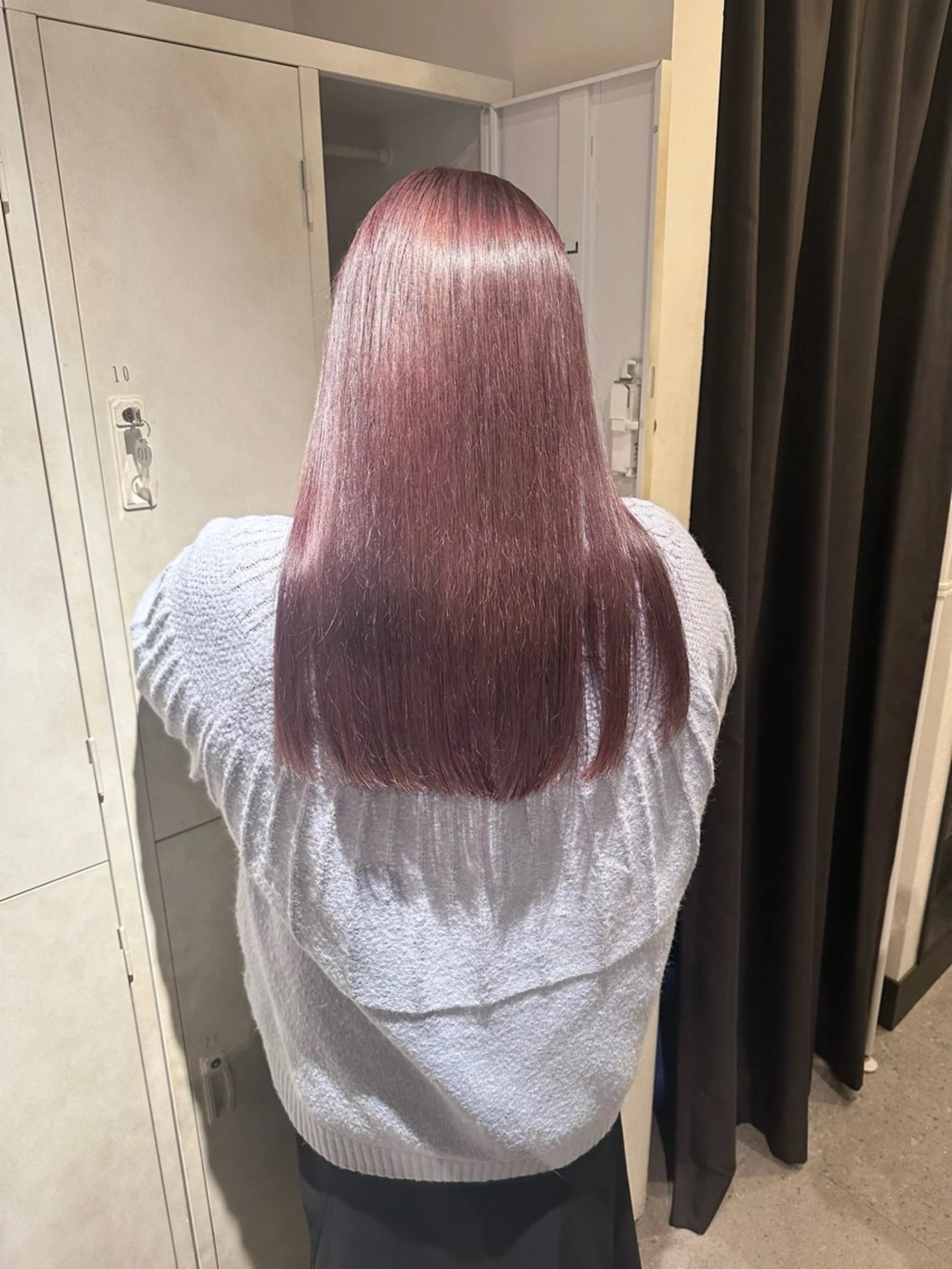 ロング カラー ラベンダーカラー ラベンダーピンク ピンクカラー ヘアカラー 福崎 真奈のヘアスタイル