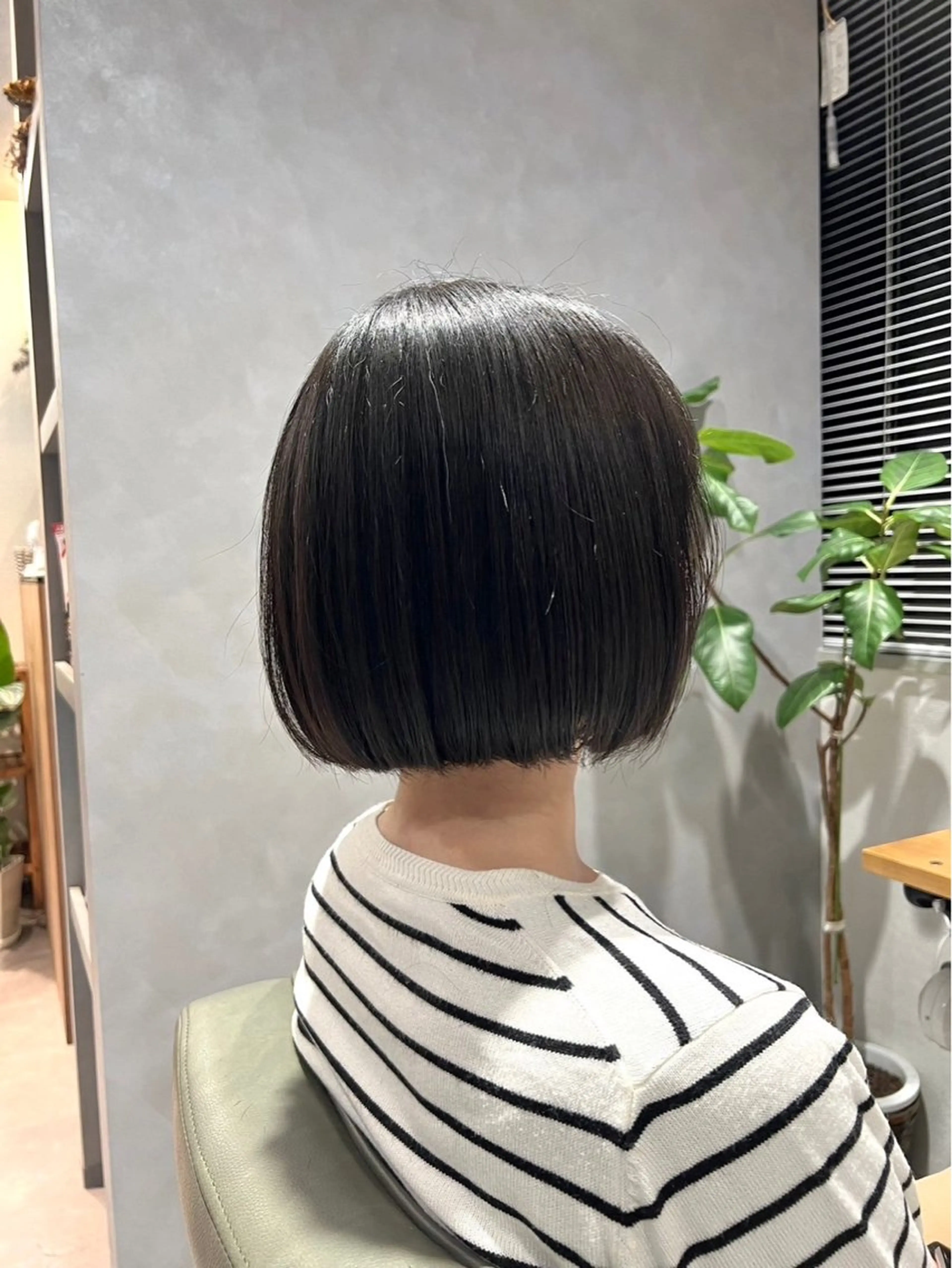 ショート vis fleur 日暮里所属・早坂 紅葉のヘアスタイル