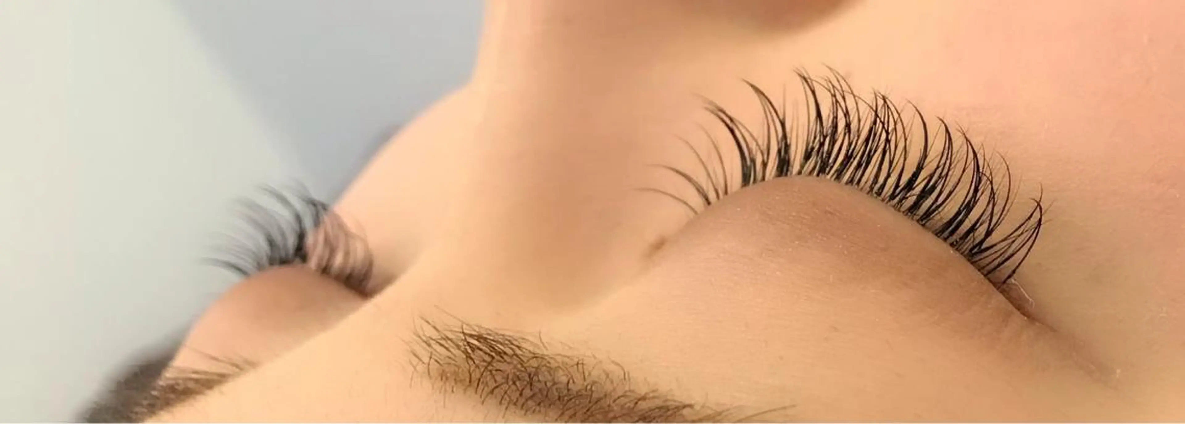 マツエク・マツパ 岡田詩織 MODE Ks松原店のヘアスタイル