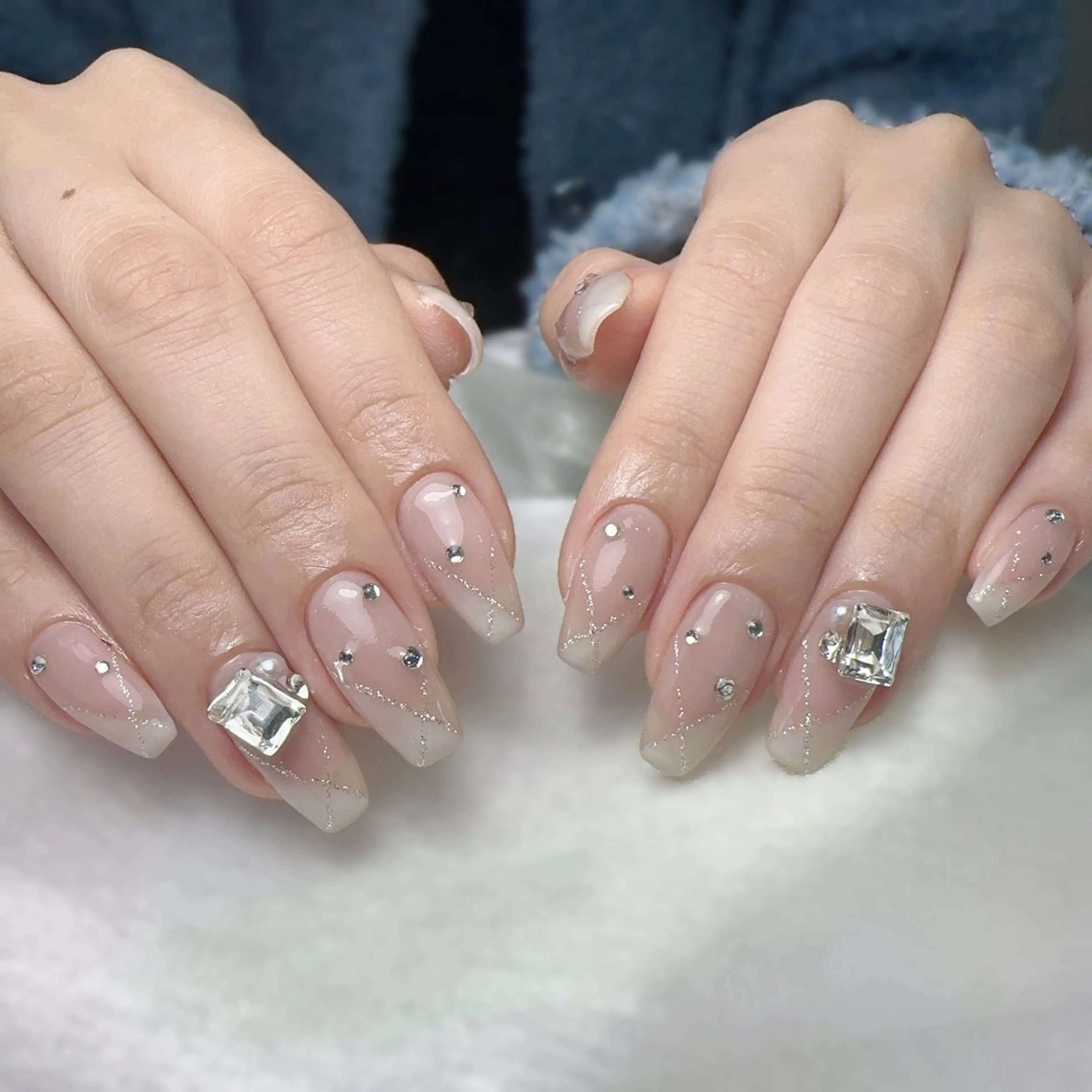 ネイル フレンチネイル 韓国ネイル 持ち込み ワンホンネイル ハンドネイル ハンドケア 🫧M. nailsのネイルデザイン