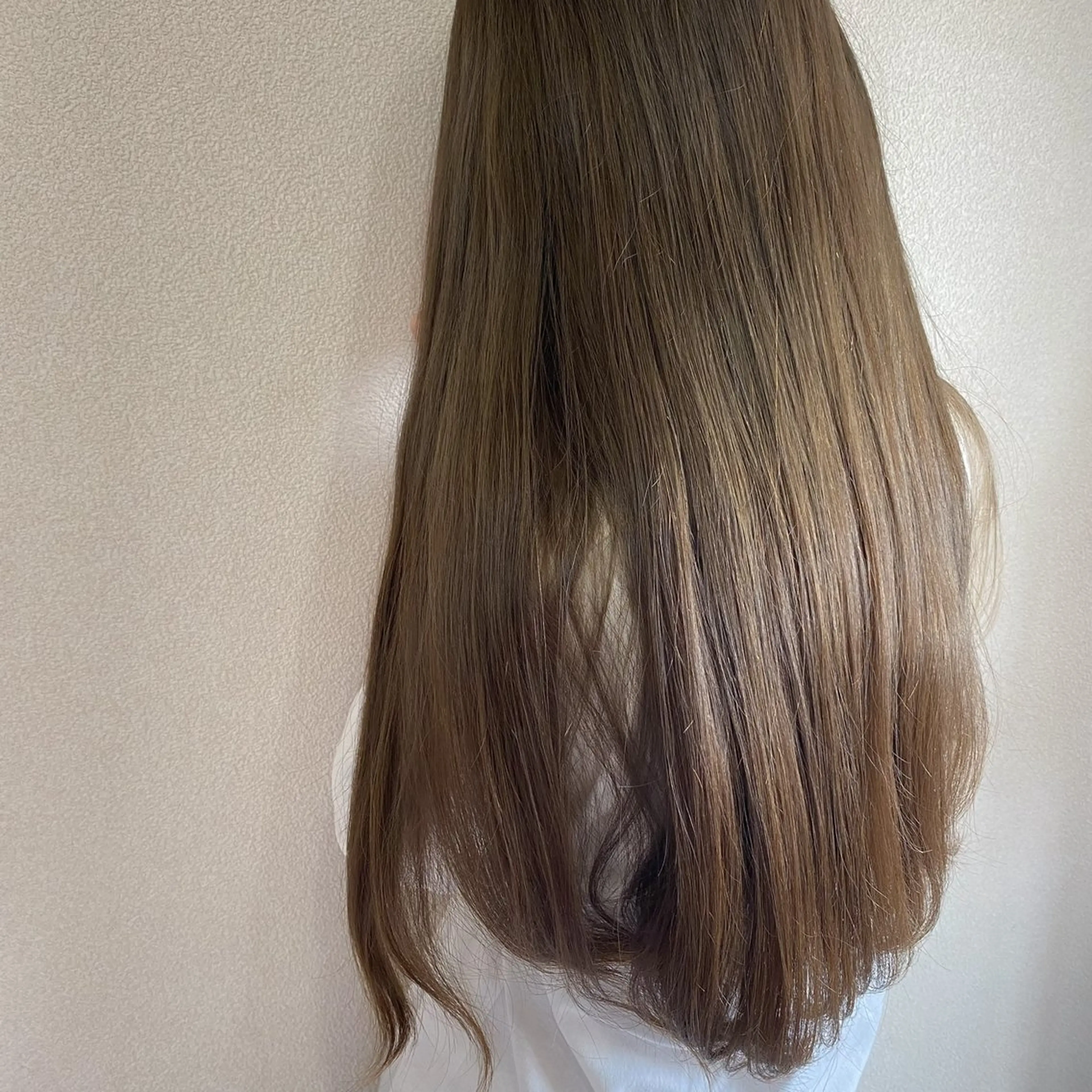 ロング カラー カット ヘアカラー トリートメント 艶髪韓国ヘア 💘小笠原涼華のヘアスタイル