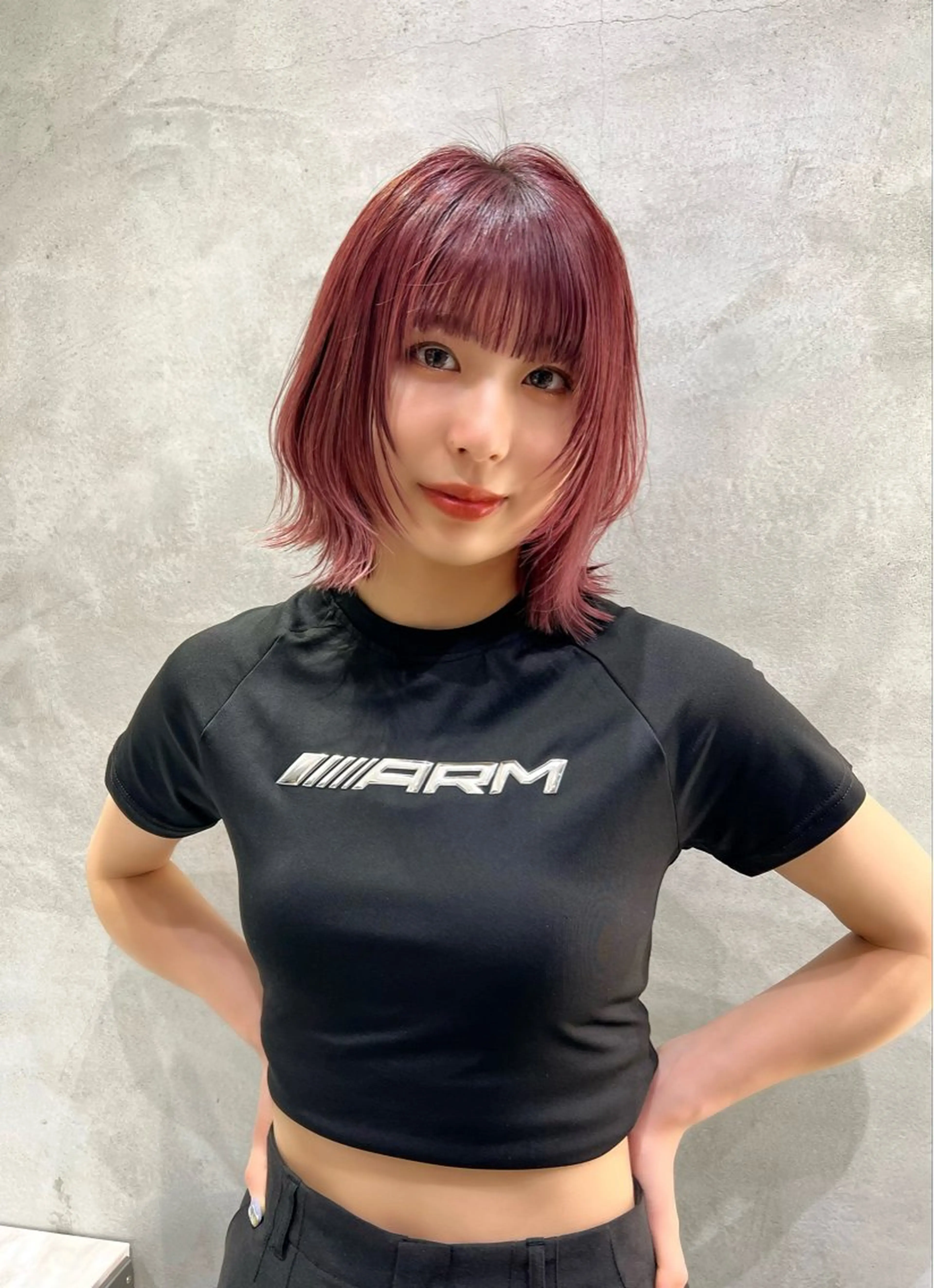 ミディアム カラー ハイトーンカラー ピンクカラー 宮嶋 蓮のヘアスタイル