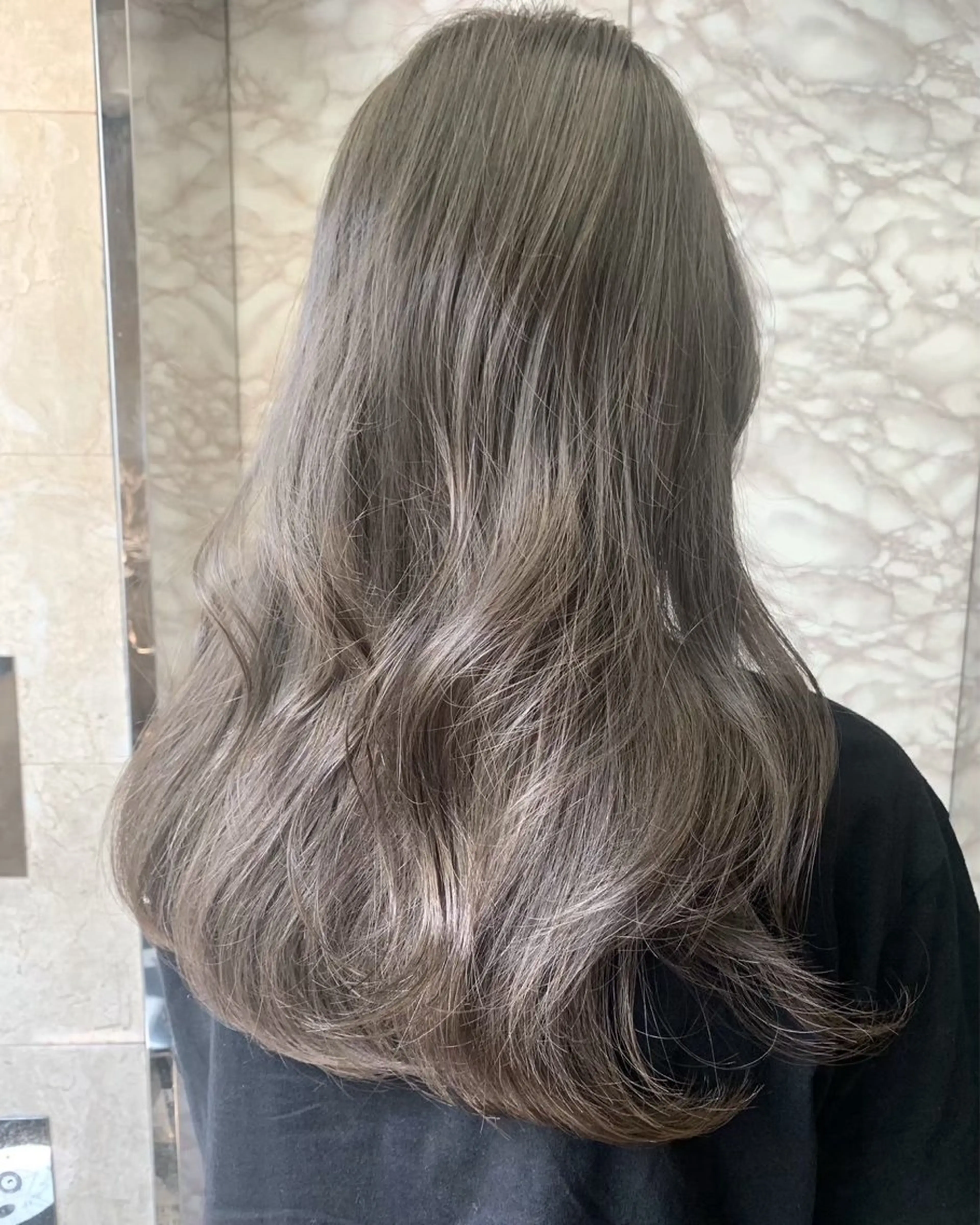ロング カラー ヘアアレンジ 透明感カラー グレージュ ヘアカラー トリートメント ヘッドスパ ヘアセット 🫧透明感／艶カラー 🫧Ryuseiのヘアスタイル