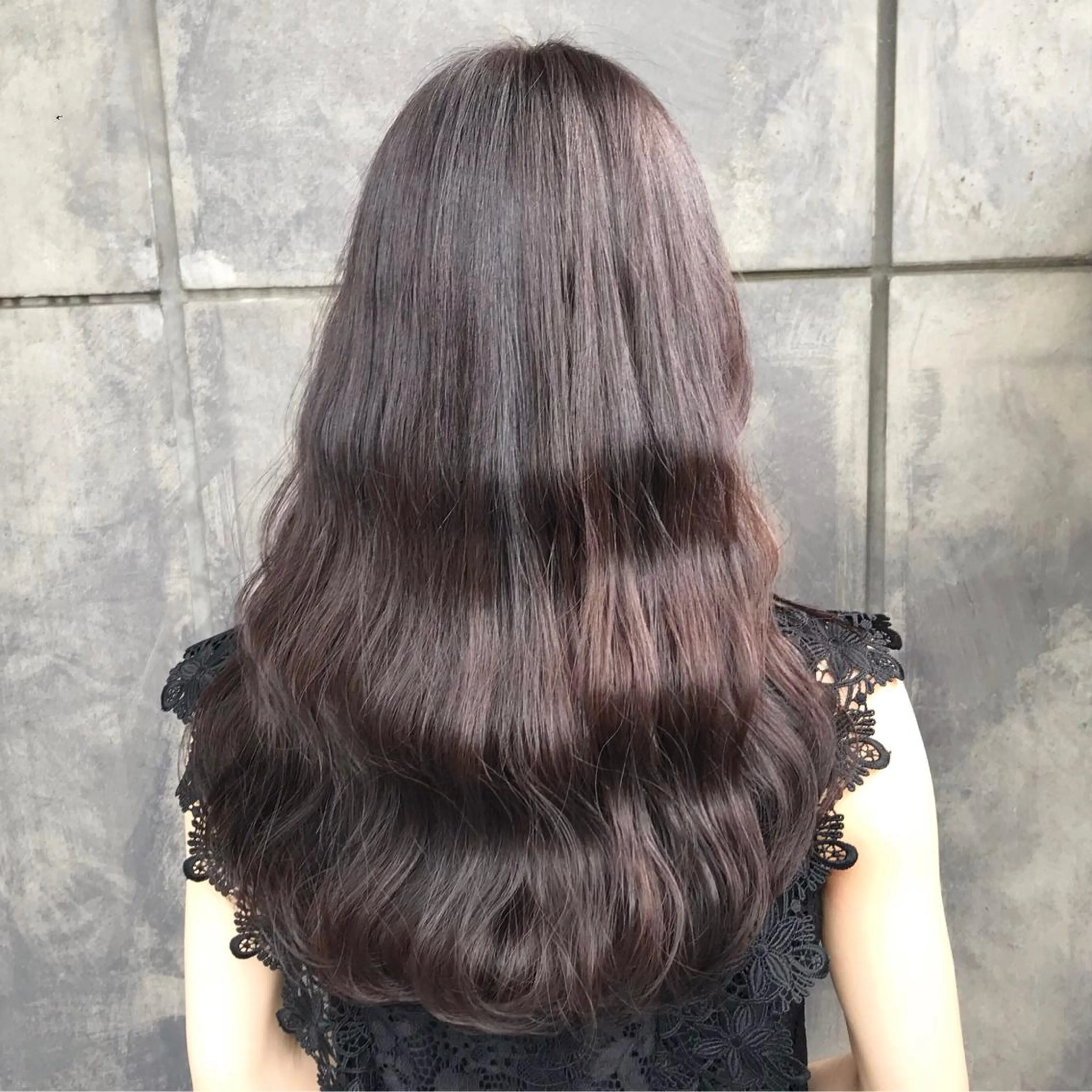 ロング カラー ブリーチ グレージュ ブリーチなしカラー ピンクカラー ヨシンモリ サロウィン所属・K-POP好き美容師 🇰🇷Kai.Yのヘアスタイル