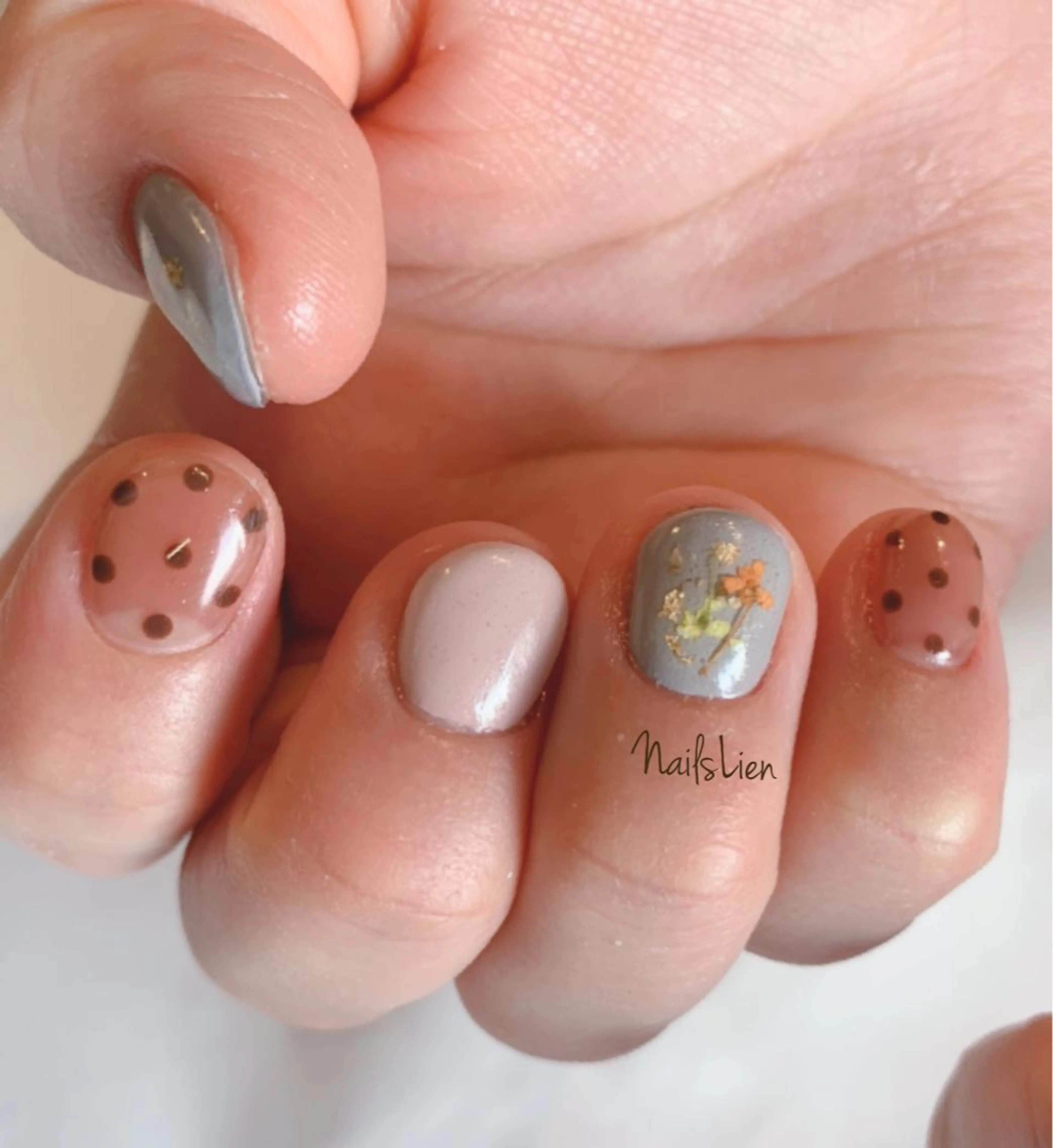 ネイル クリアネイル フラワーネイル バレンタイン 冬ネイル 凛 リンのネイルデザイン