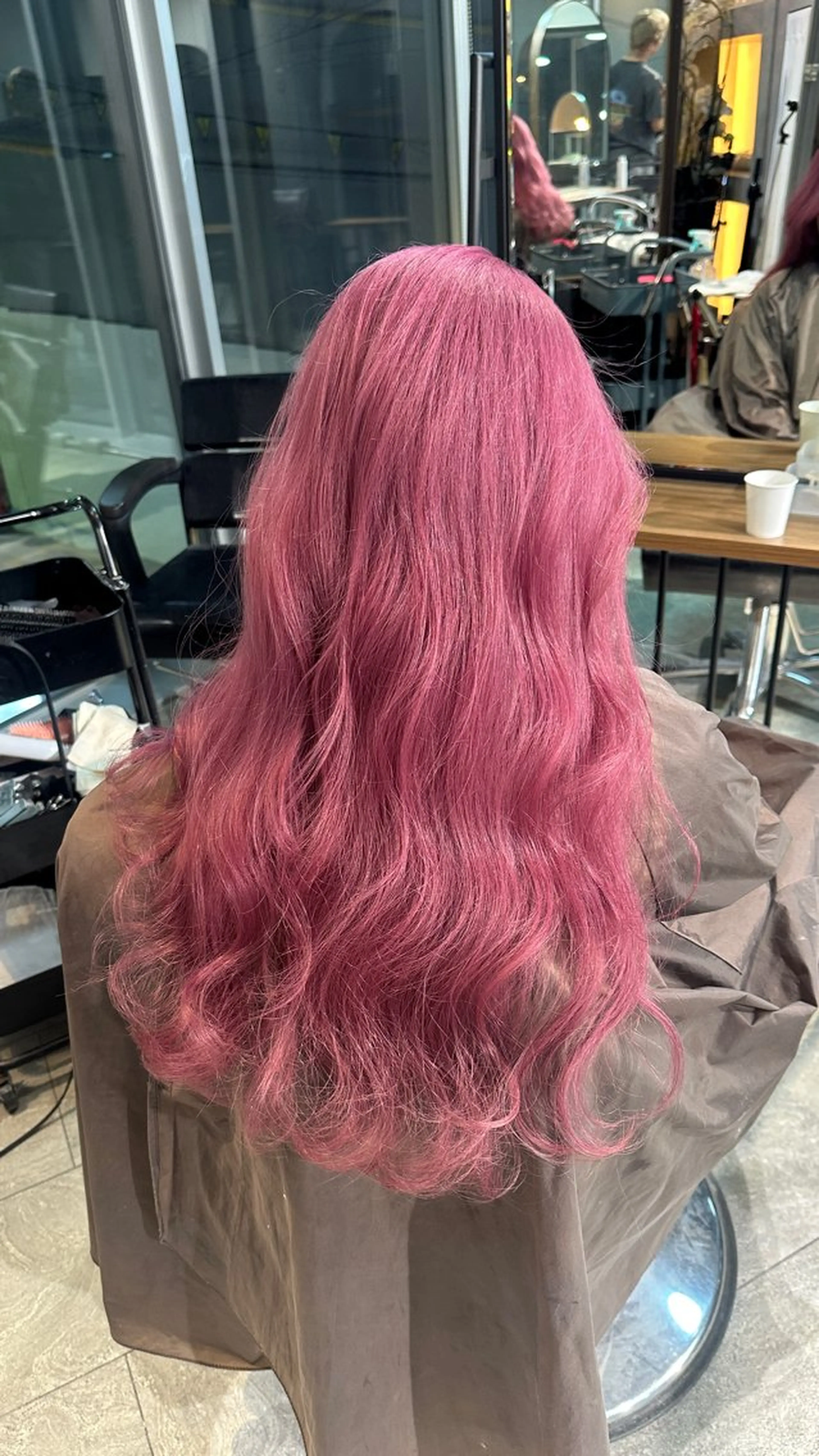 セミロング カラー パーマ ヘアアレンジ ヘアカラー トリートメント ブリーチカラー🤍 颯馬🐈‍⬛のヘアスタイル