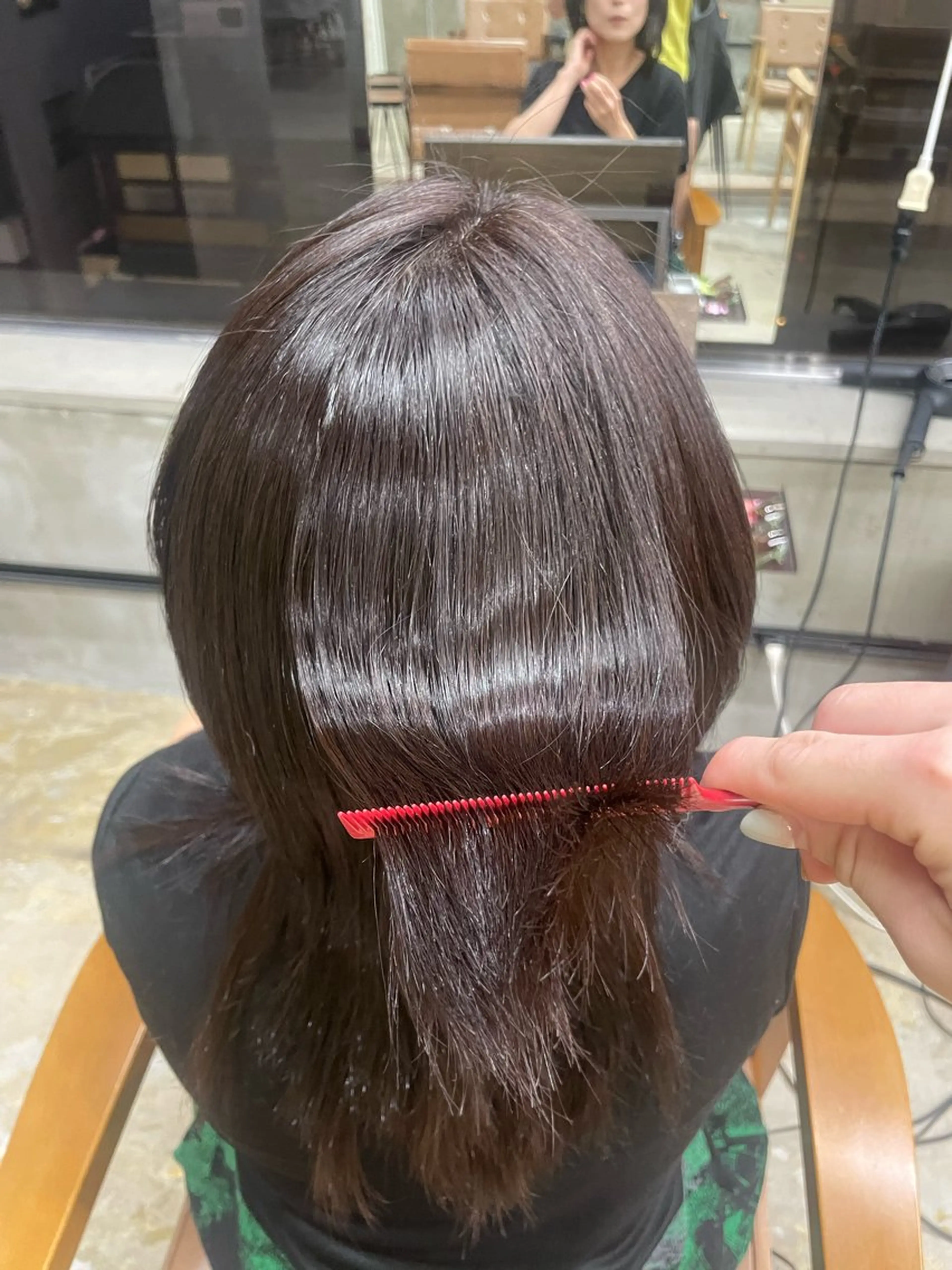 ミディアム ヘアカラー トリートメント 栗山 緋時のヘアスタイル