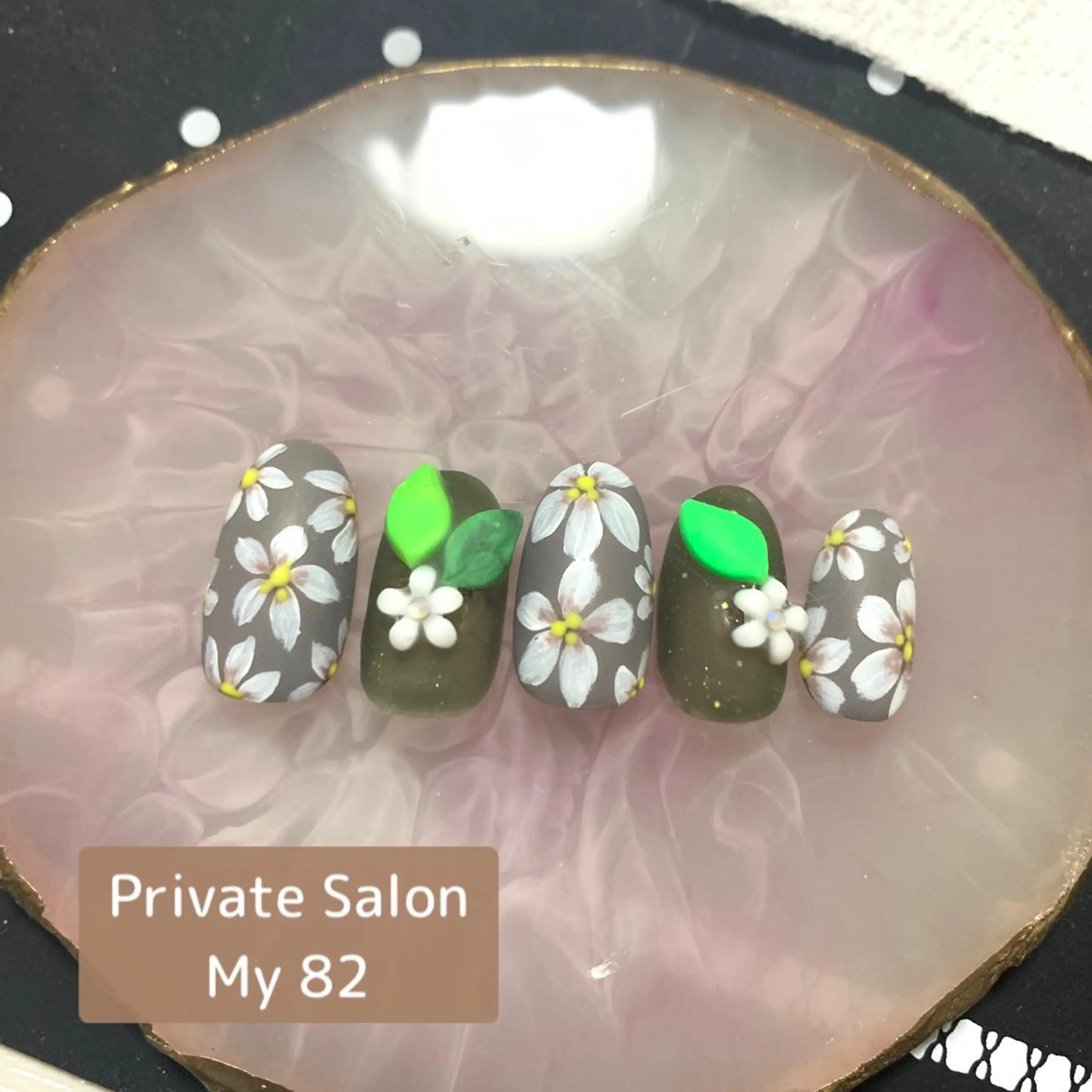 ネイル ハンドネイル Private Sa lon  MARLOのネイルデザイン