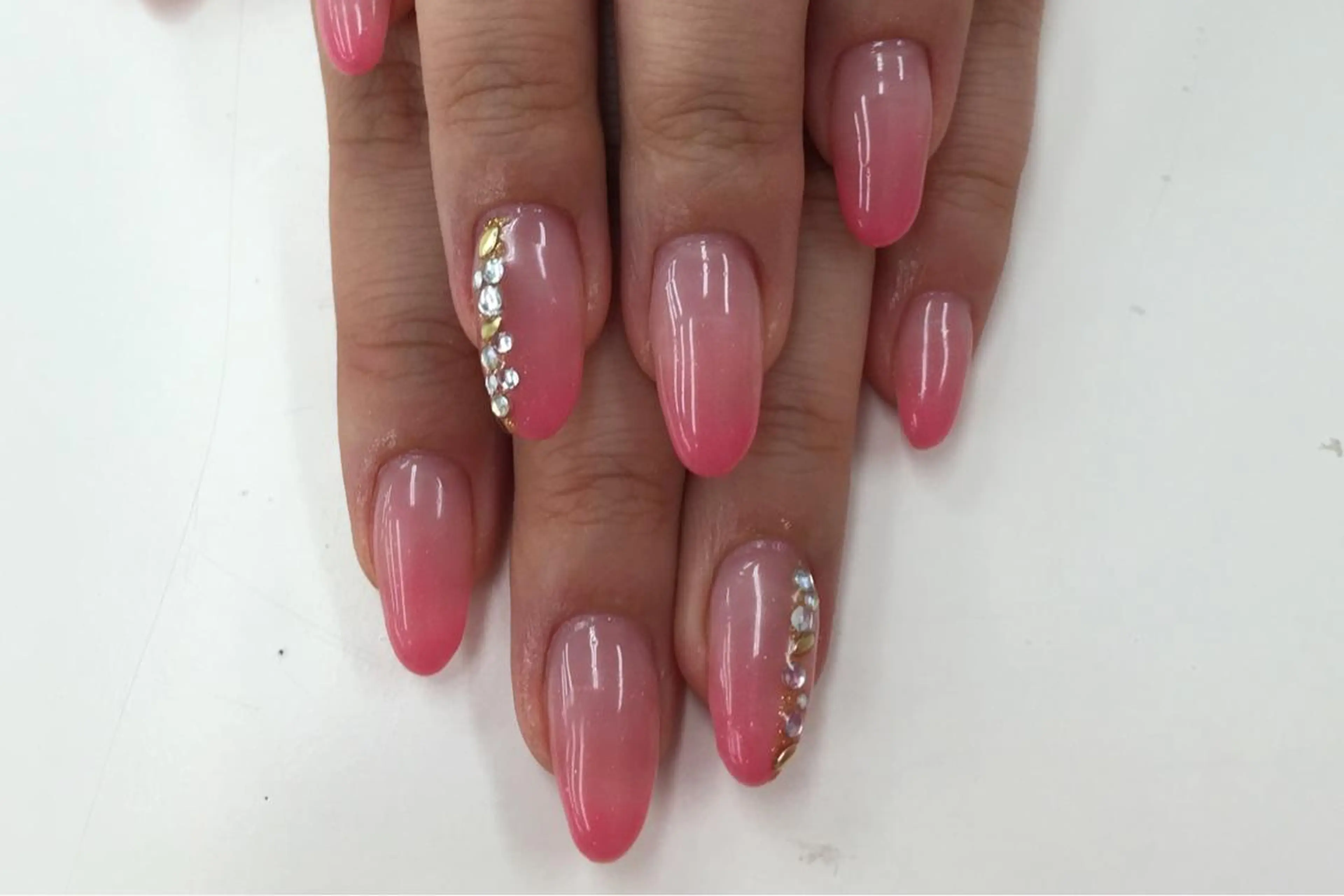 ネイル Ravi 胡町のネイルデザイン