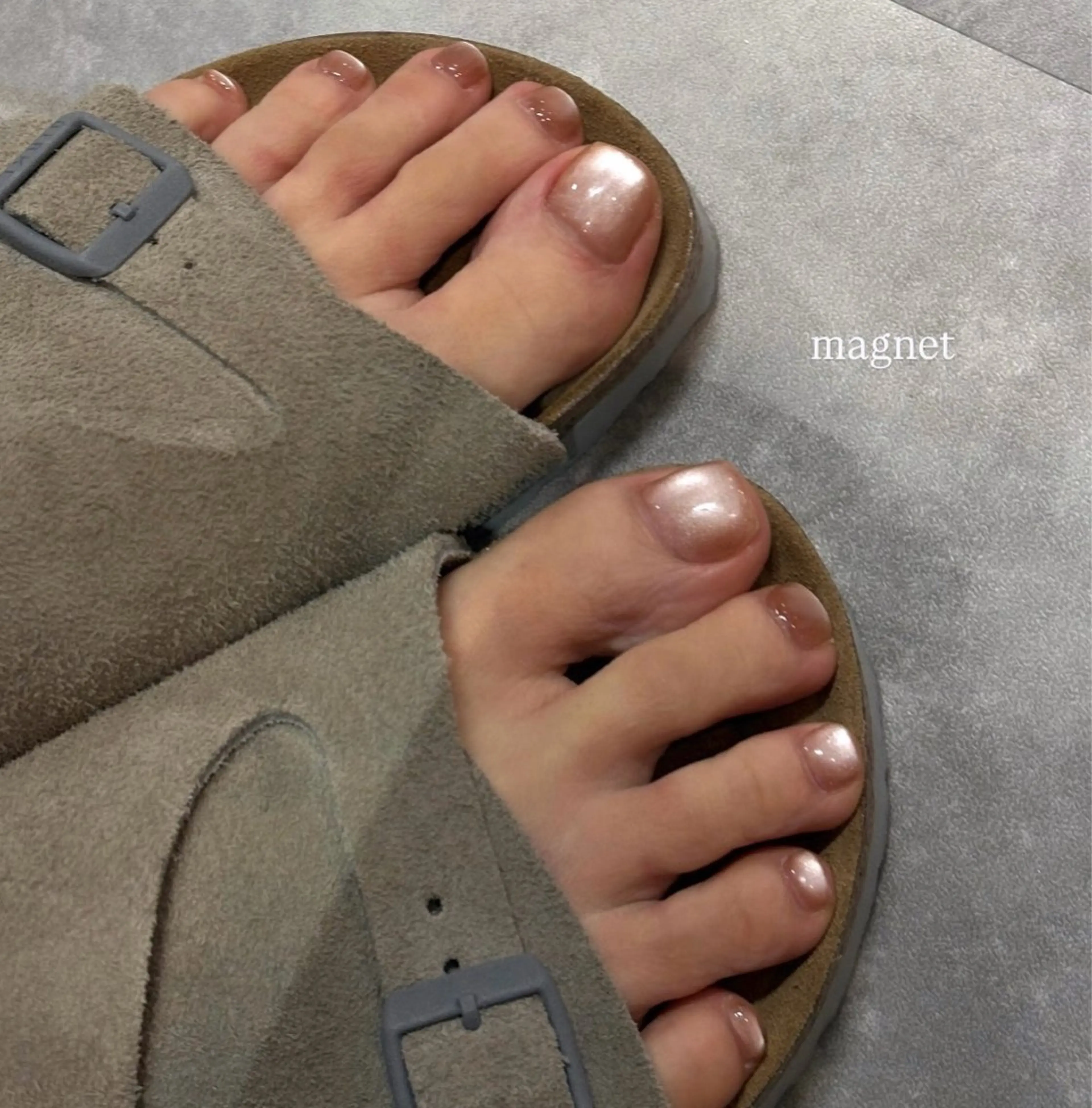 フット　マグネット／フラッシュ✨の写真