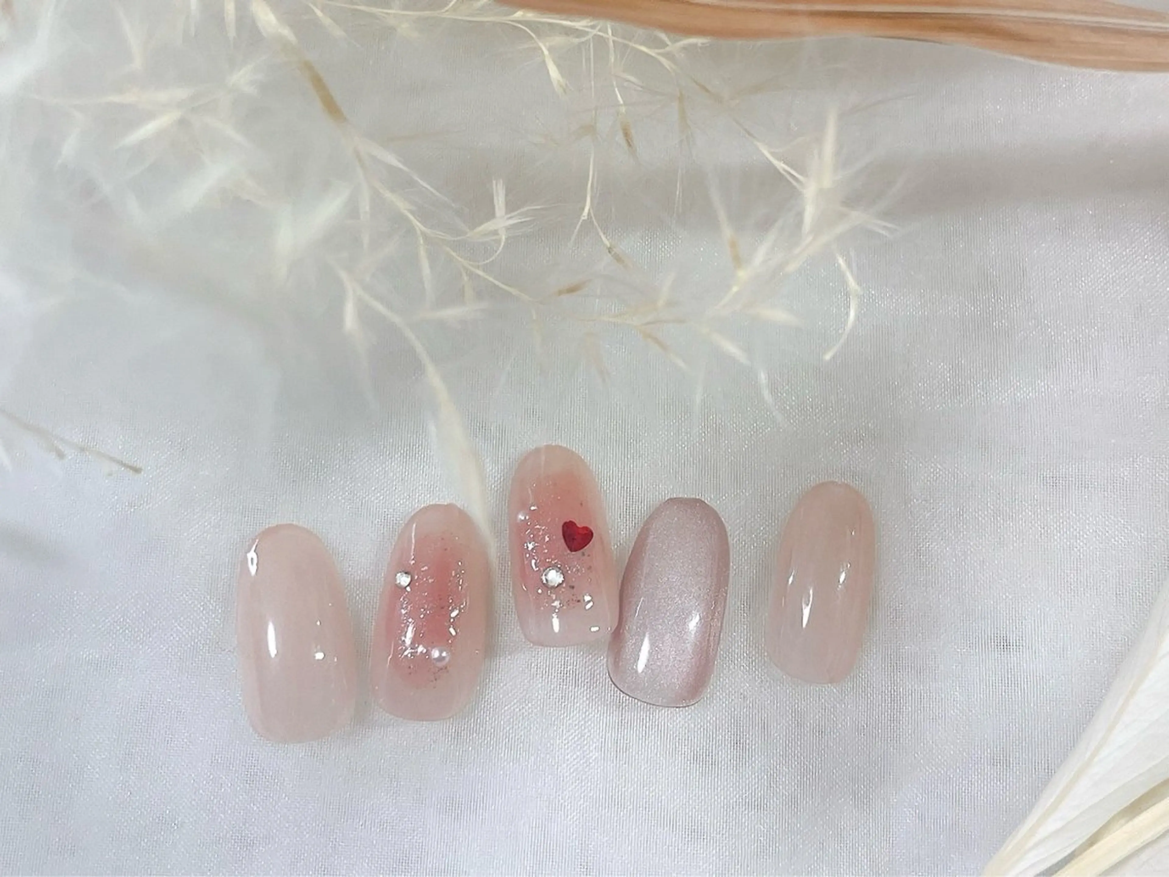 ネイル オーロラネイル チークネイル フットネイル フレンチネイル ジェルネイル Mogu nail 二子玉川のネイルデザイン