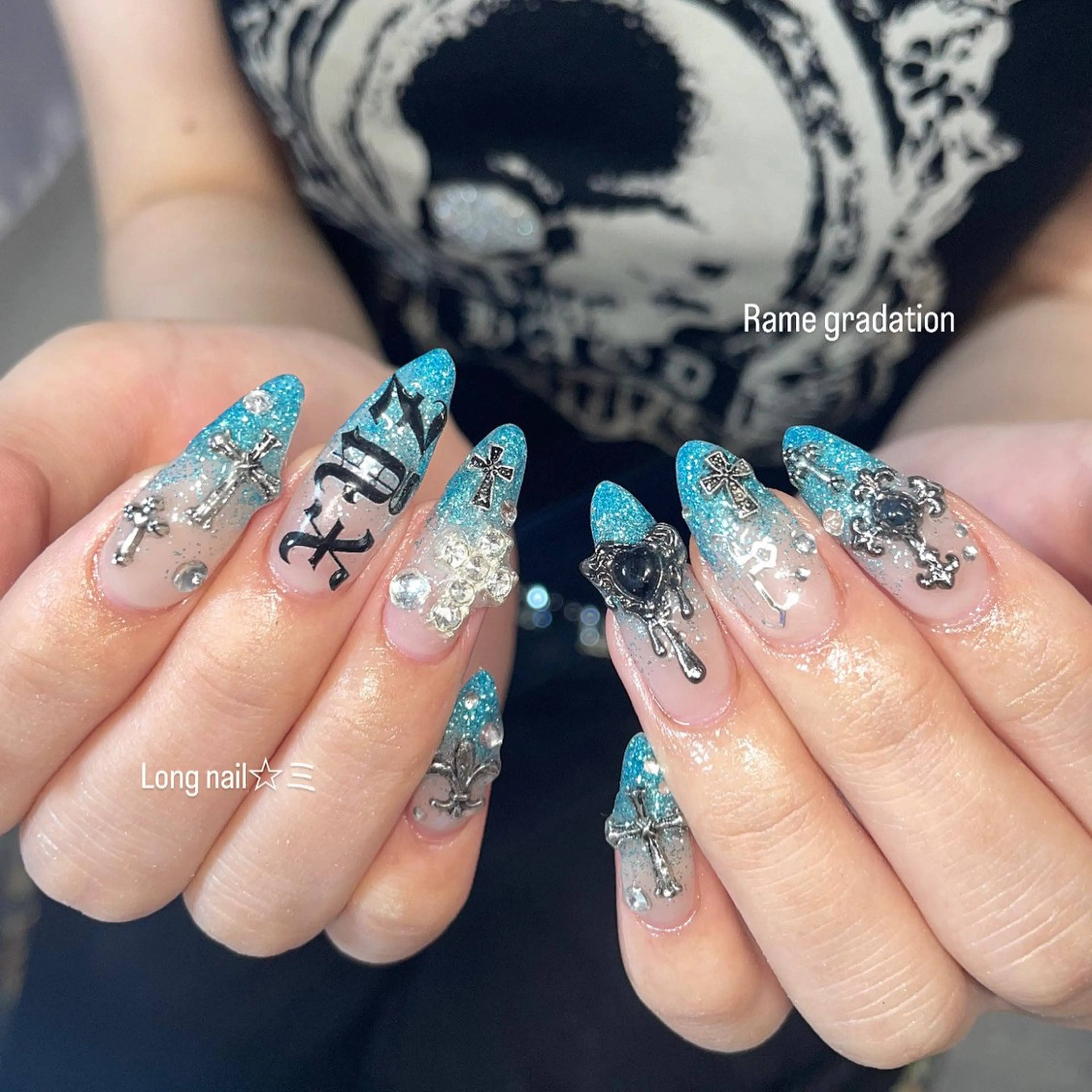 ネイル ロングネイル ハンドネイル SEIRA ⟡.*のネイルデザイン