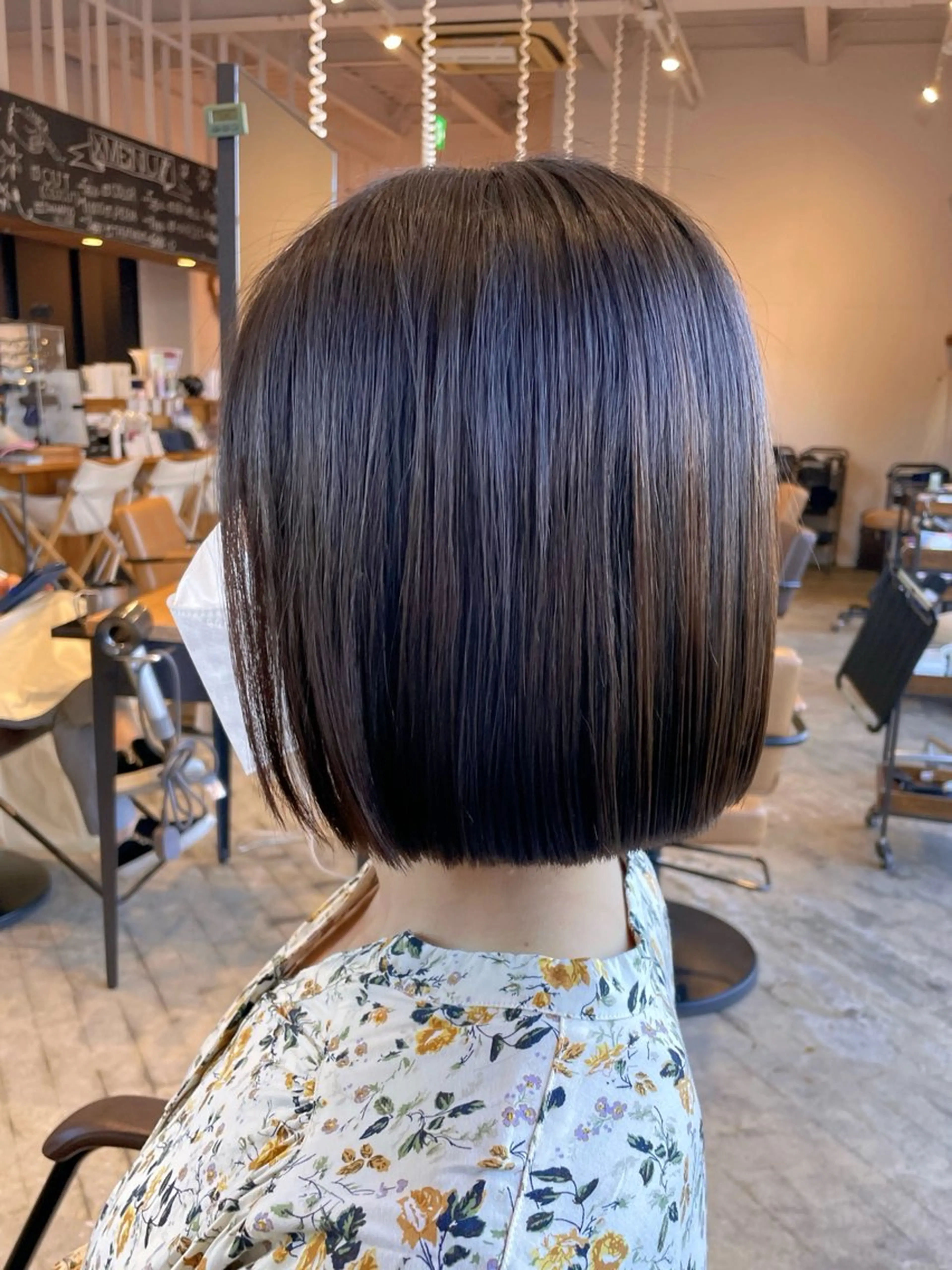 カット + シャンプーブロー (女性のみ)の写真