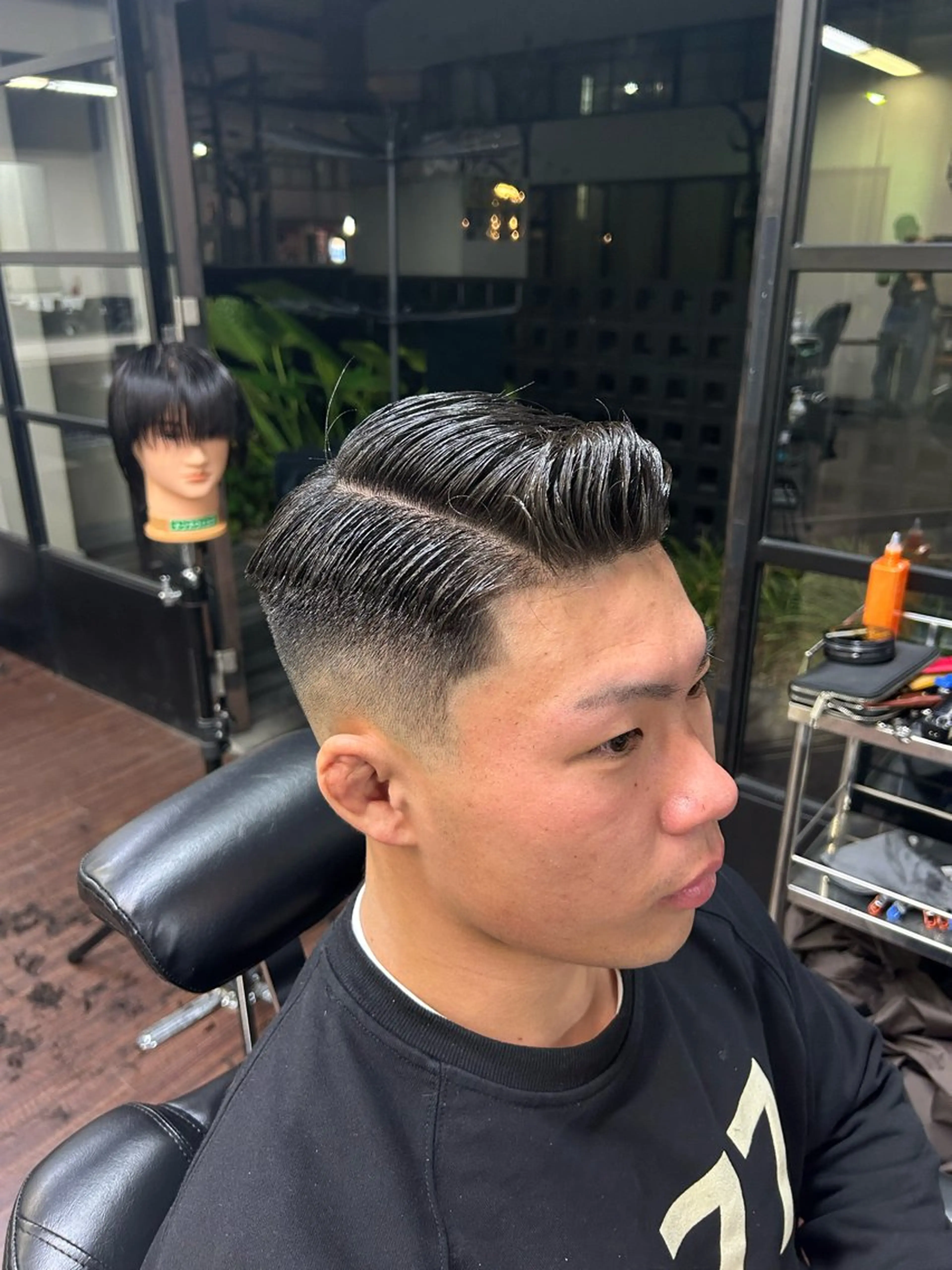 ショート メンズ フェードカット 七三 林 蓮斗のヘアスタイル