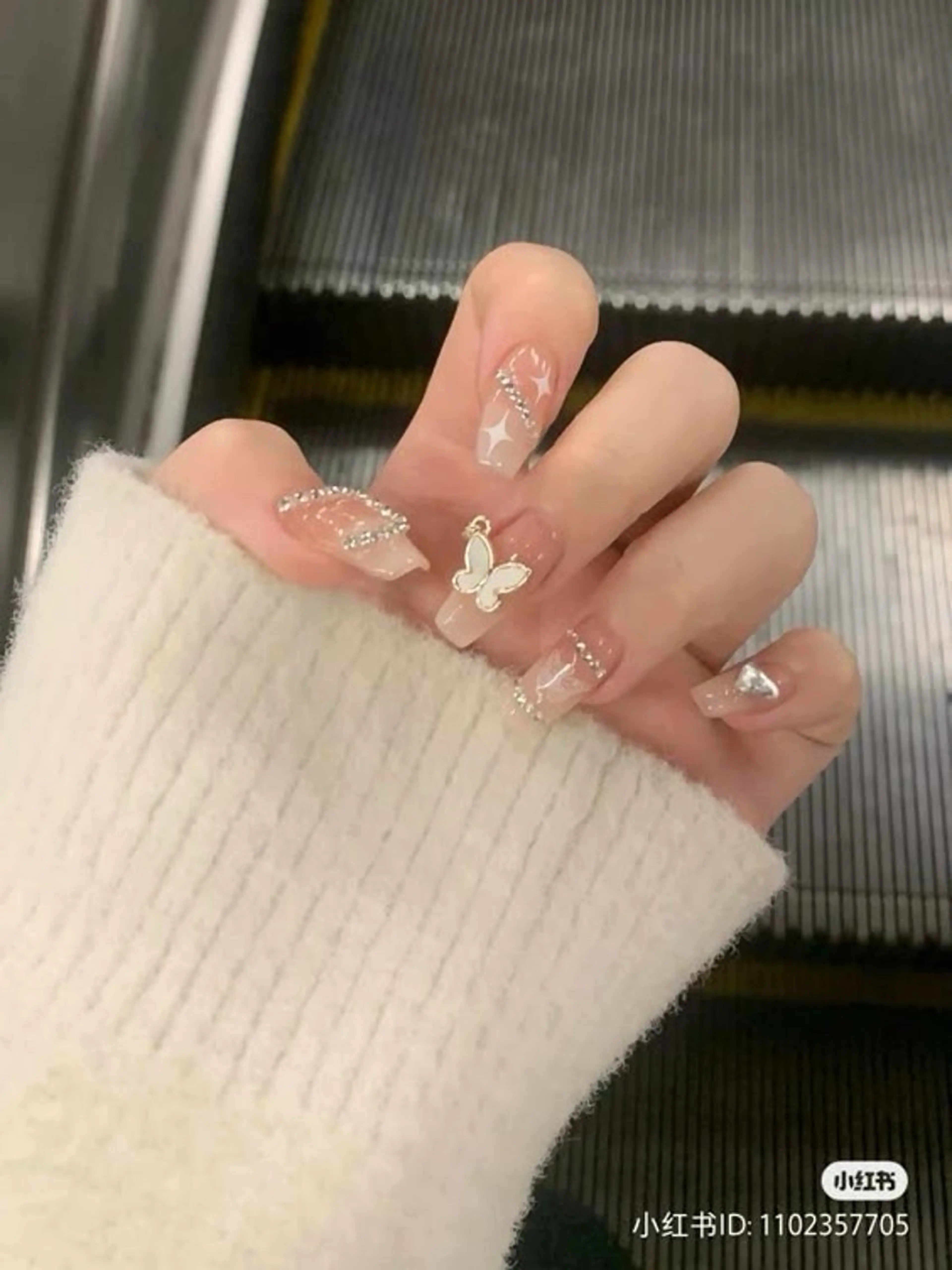 ネイル ハンドネイル JENNY ANA.CHUOのネイルデザイン