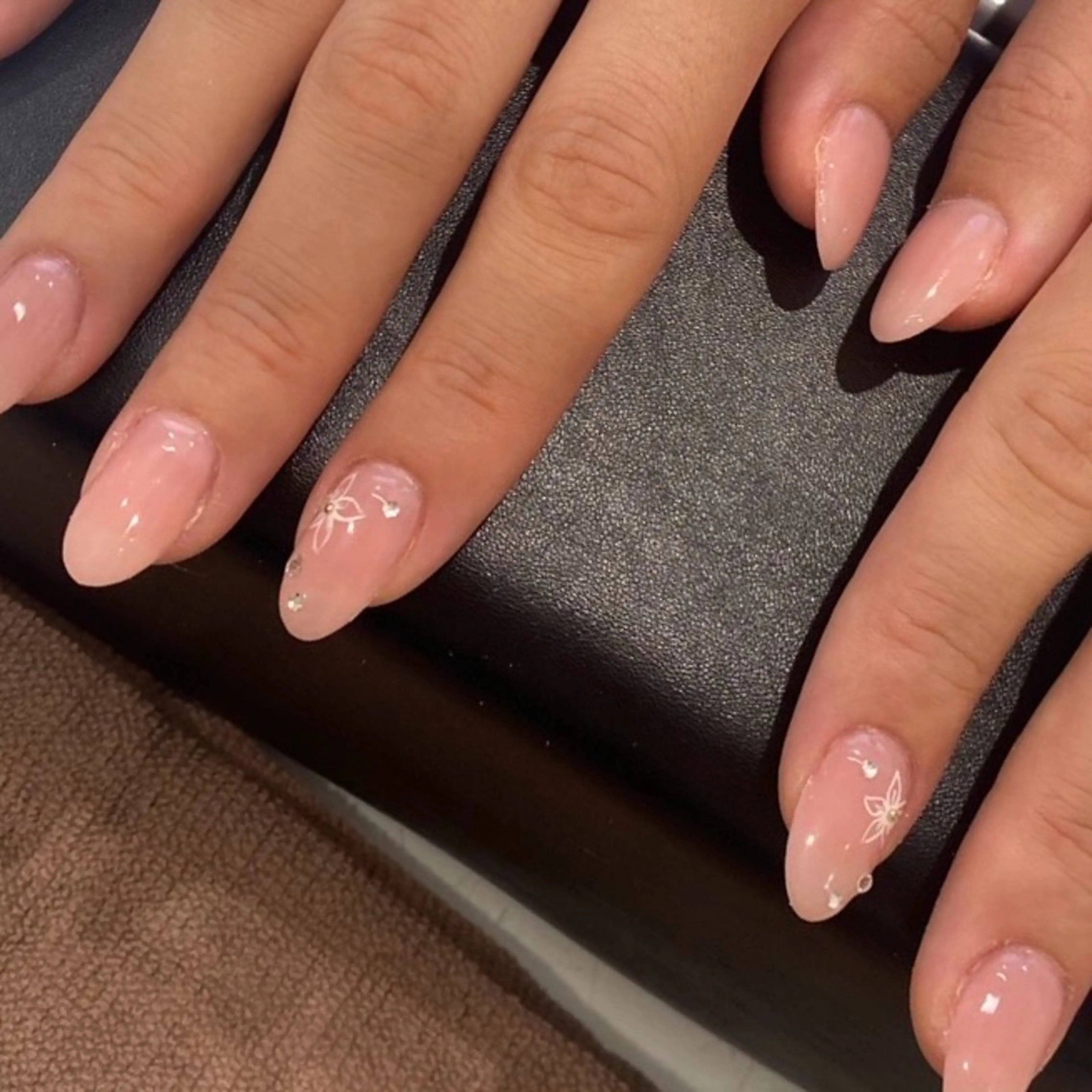 ネイル Allure 小山店 結咲(ゆいさ)のネイルデザイン